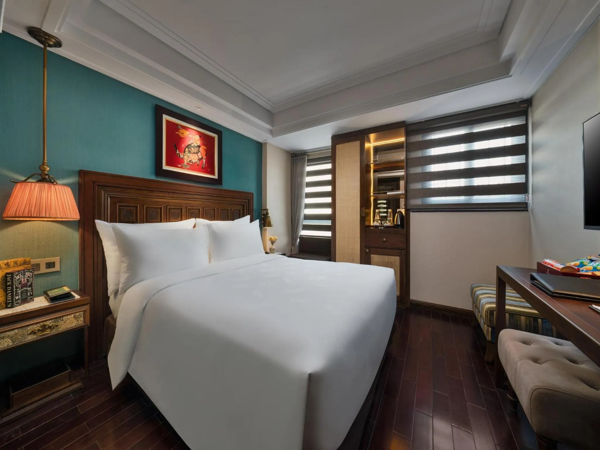 View (from property/room), Bed in Peridot Gallery Classic Hotel