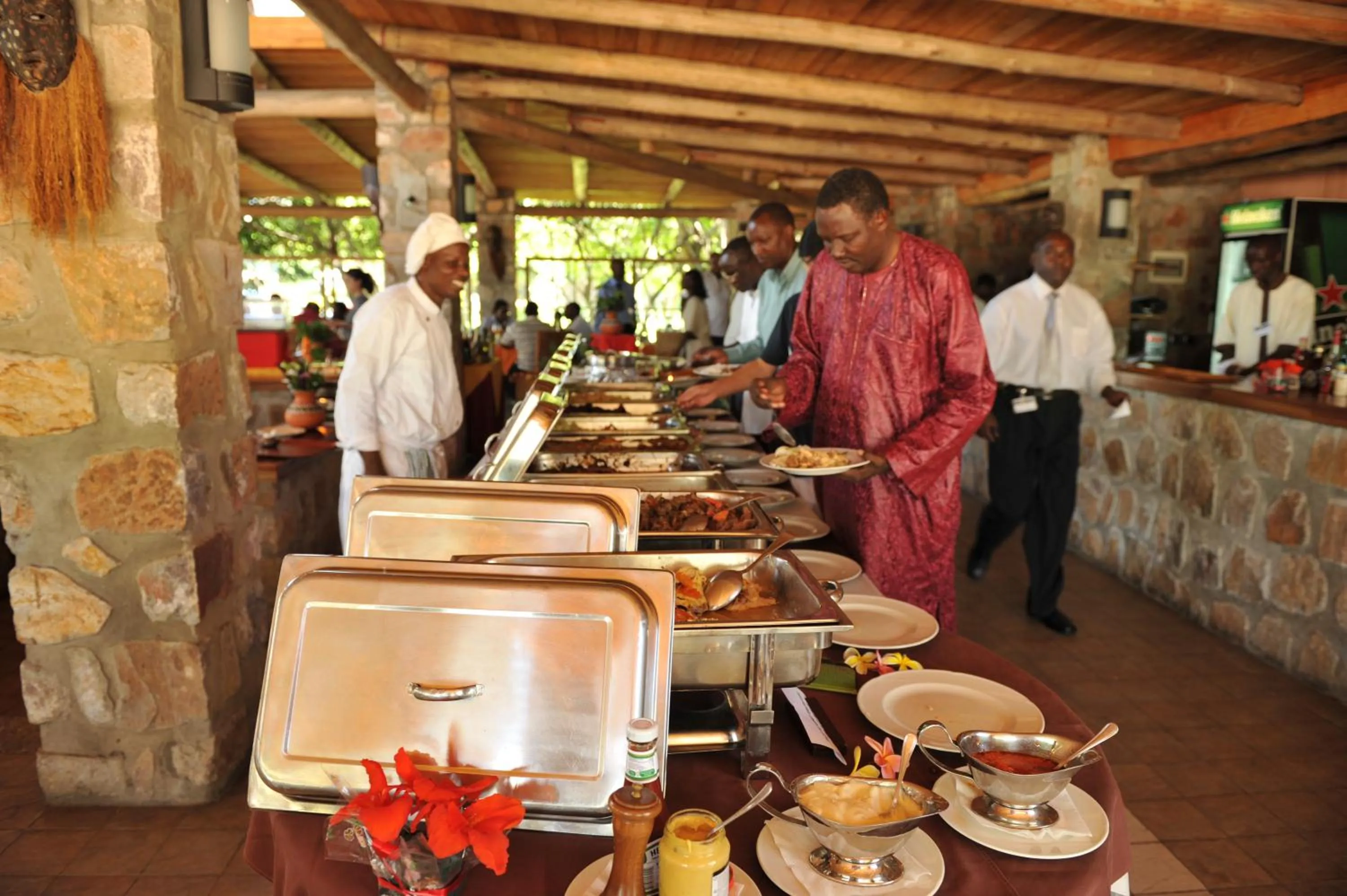 Restaurant/places to eat in Hotel Club du Lac Tanganyika