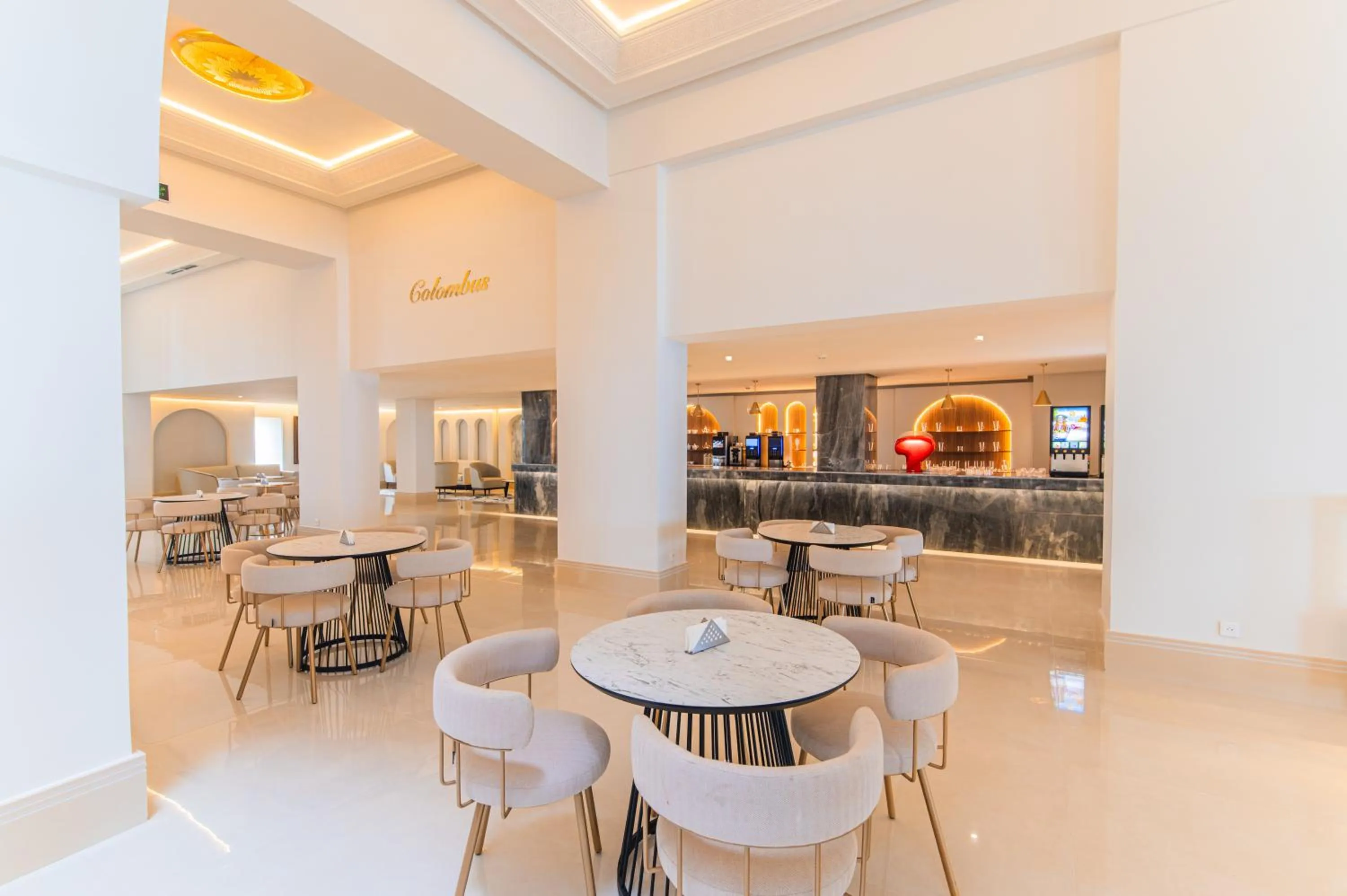 Lounge or bar in Pickalbatros Palais Des Roses - Agadir - All Inclusive