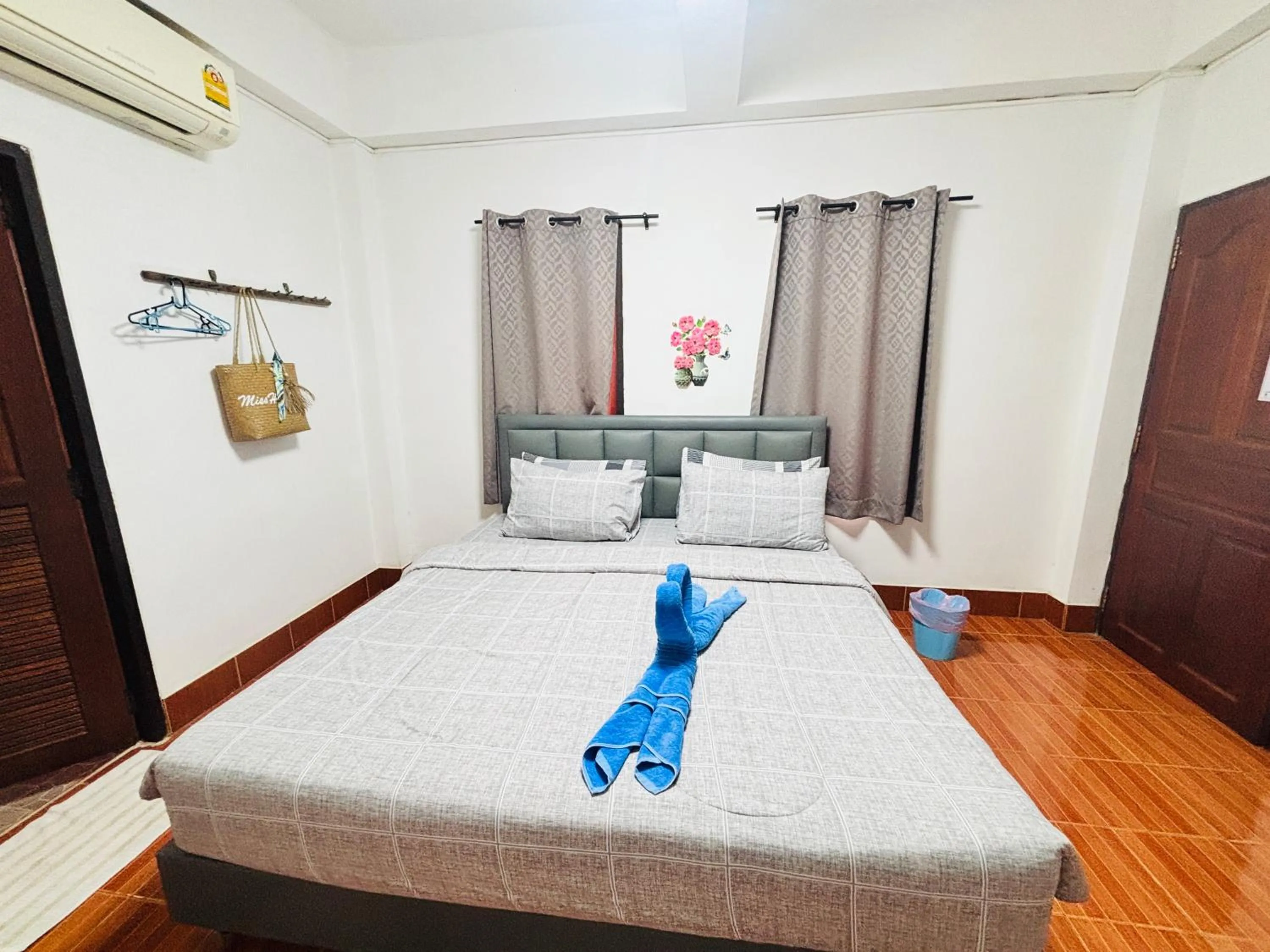 Bed in Miss Hong House