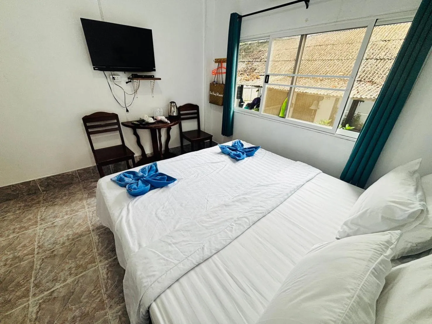 Bed in Miss Hong House