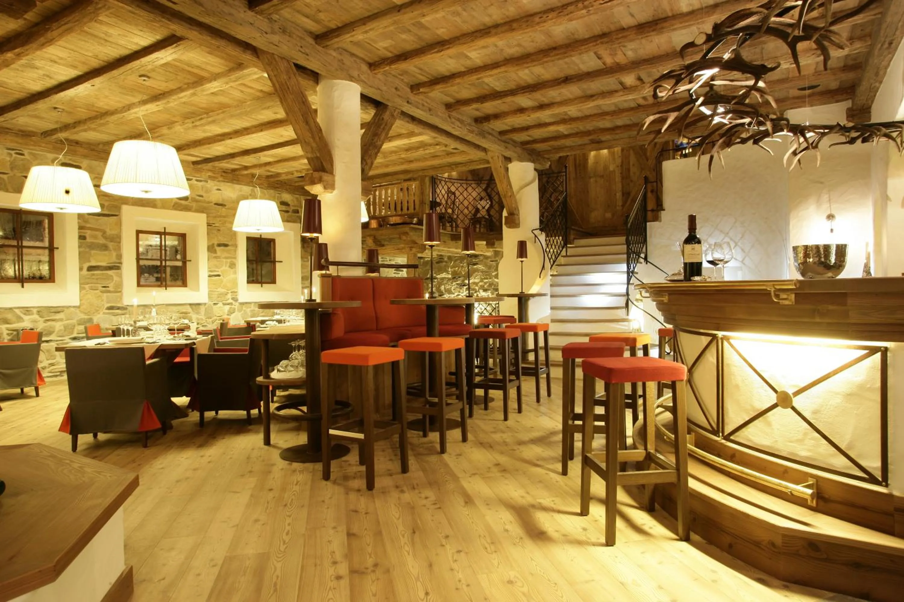 Restaurant/places to eat in Hotel Bertelli