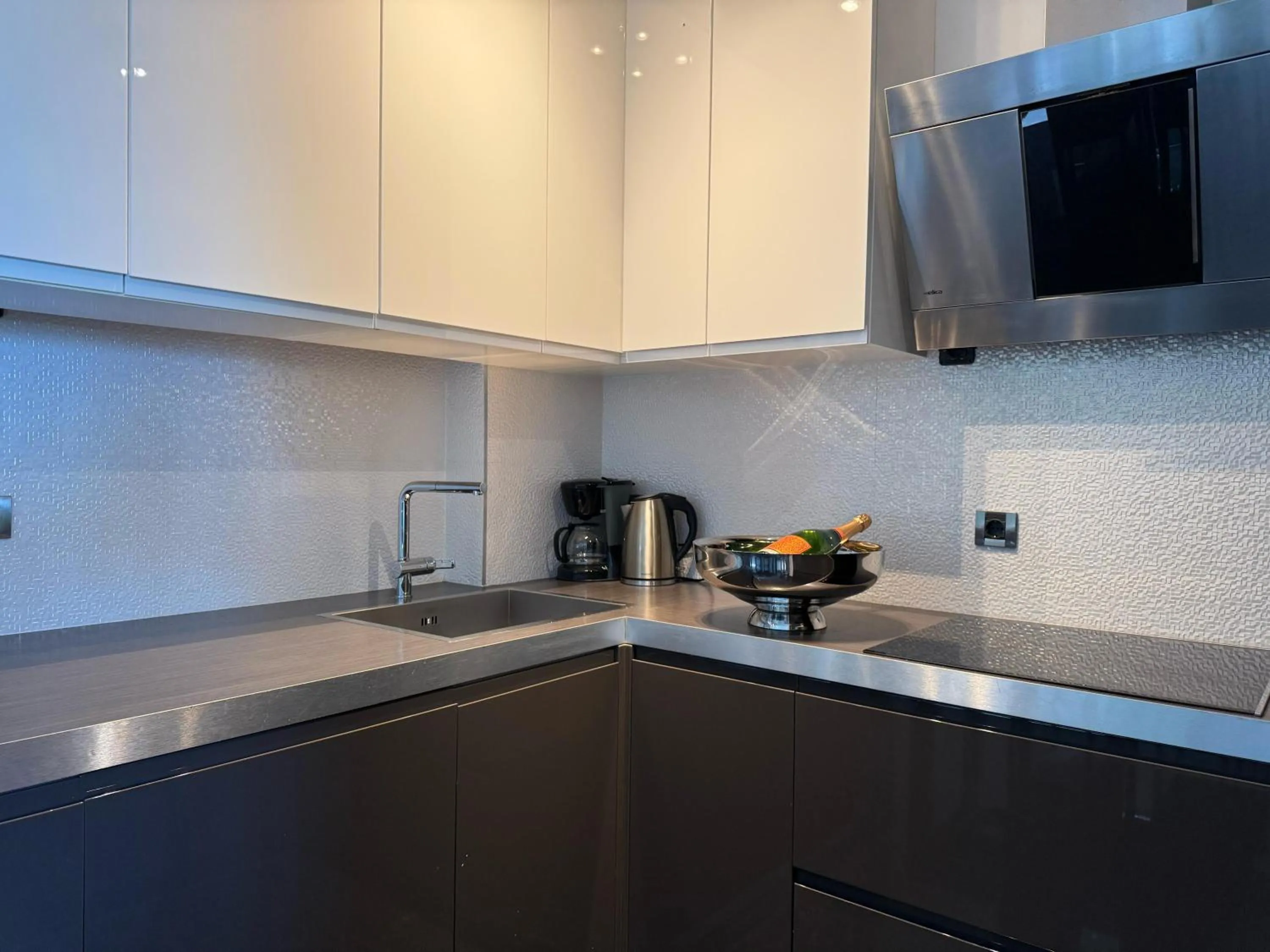 Two-Bedroom Apartment in Apartment Villa Marjanovic