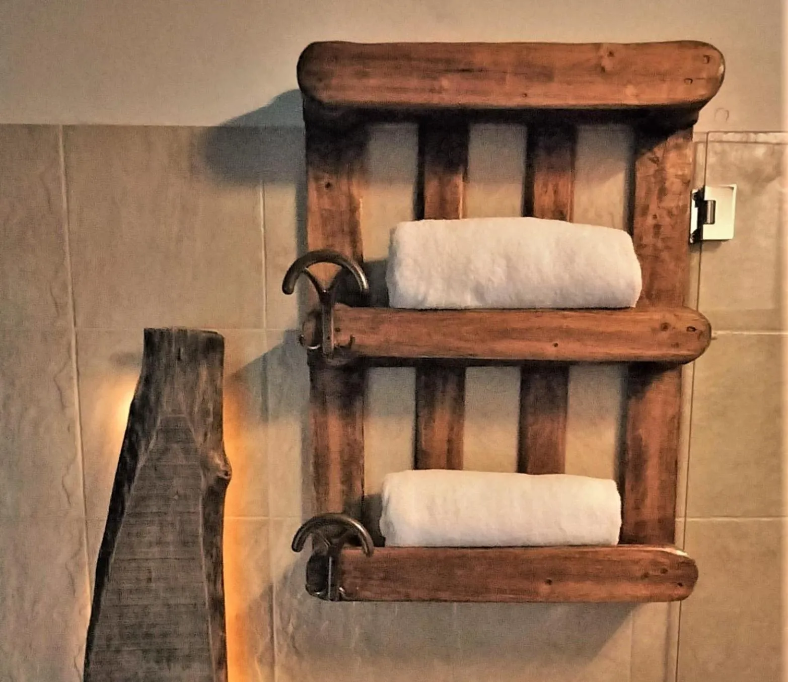 Bathroom, Bed in Ca'Luna Guest House