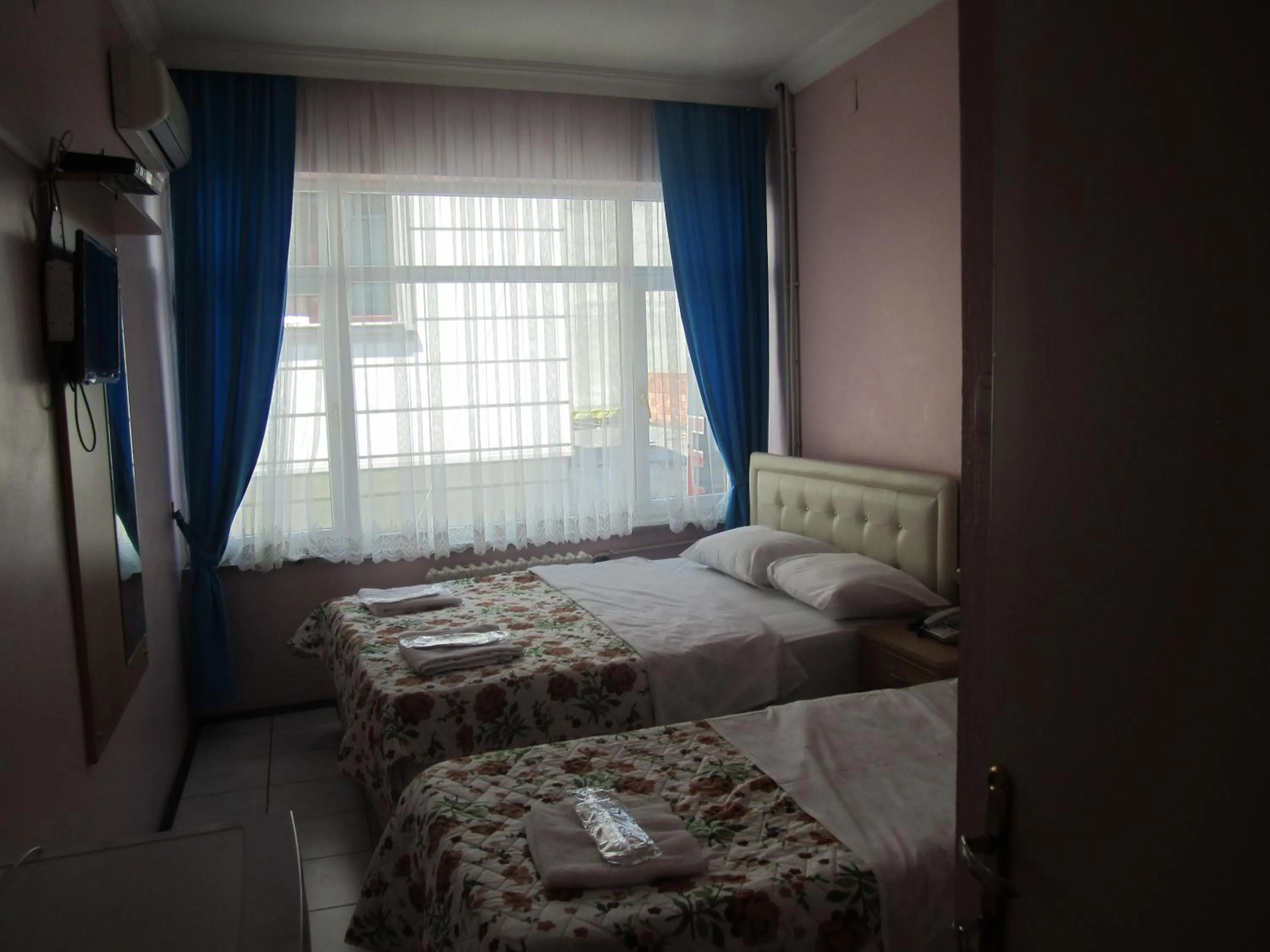 Bedroom in Hotel Efe