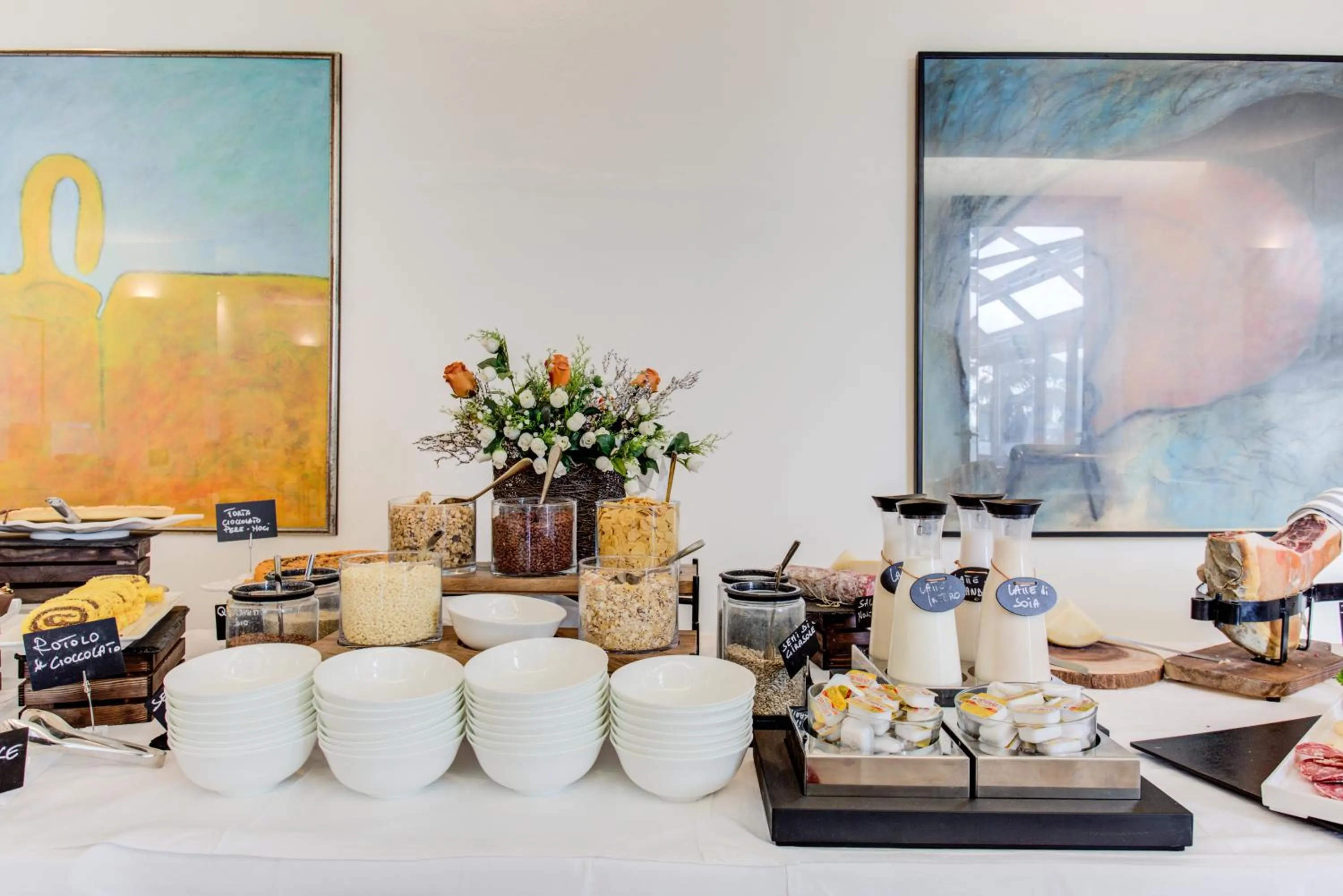 Restaurant/places to eat in Kursaal Hotel