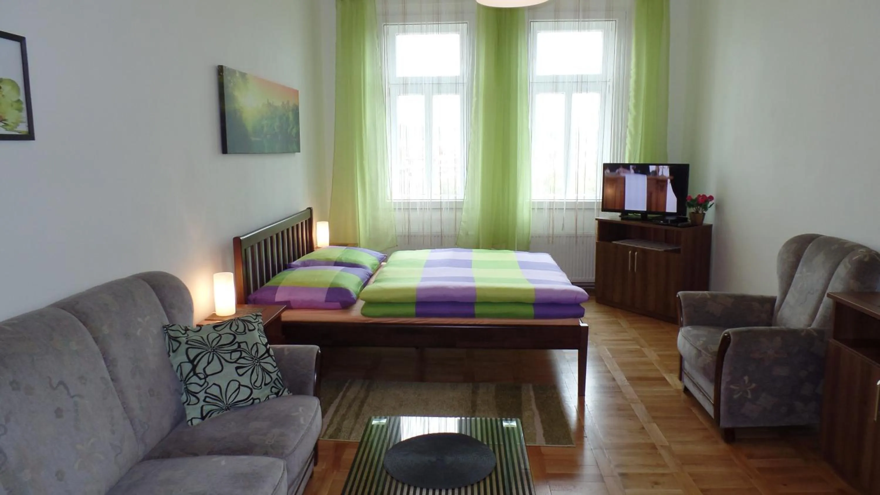 Day, Bed in Apartments Rokytka - Praha
