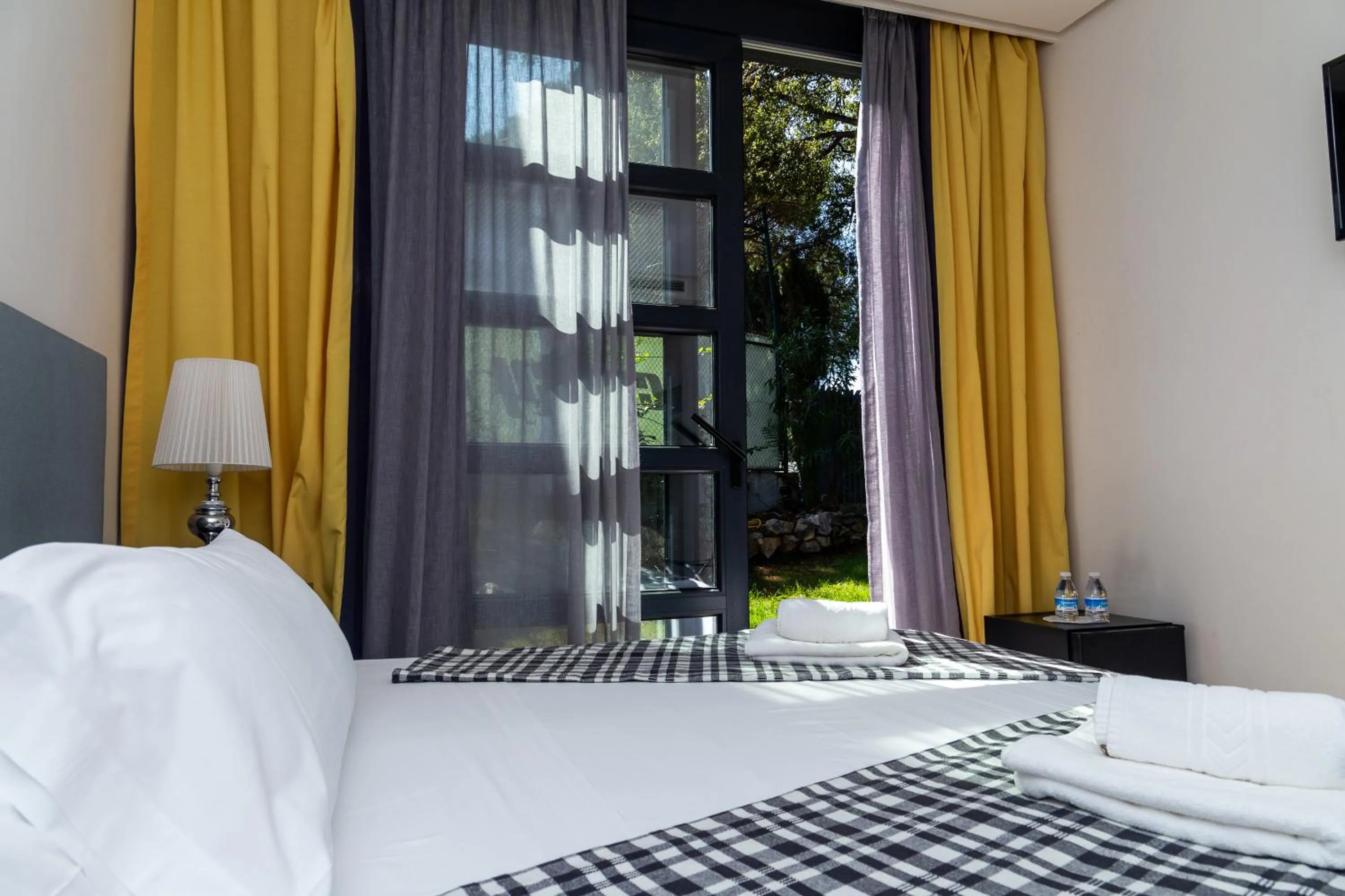 Bed in Royal Tennis Club