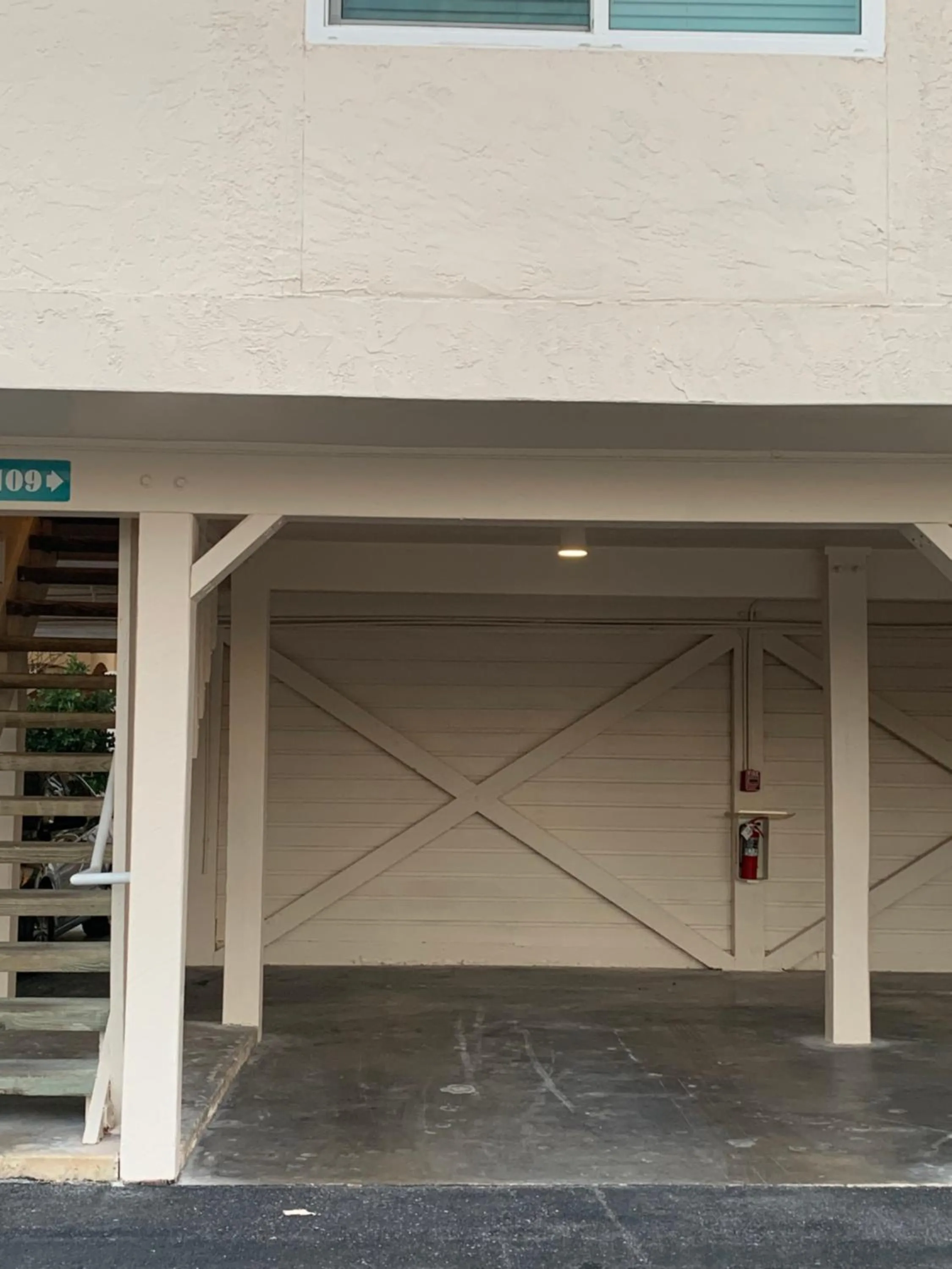 Facade/entrance in Coquina Beach Club 109