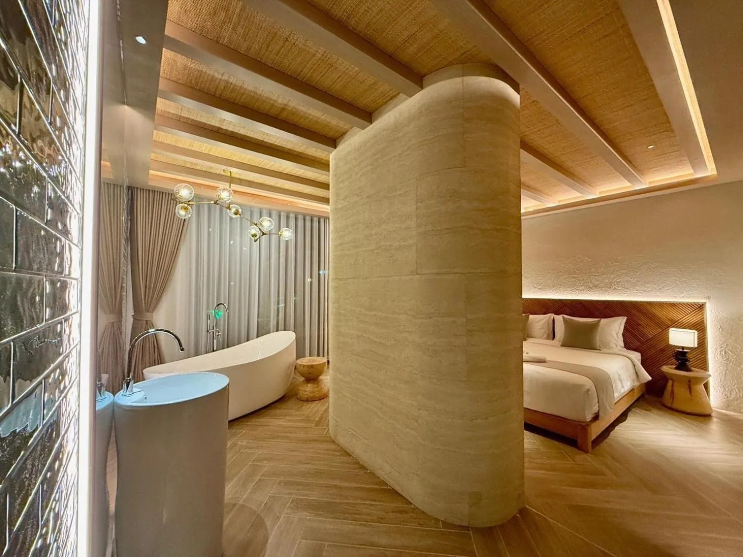 Bed in Baan Tah On The Sea