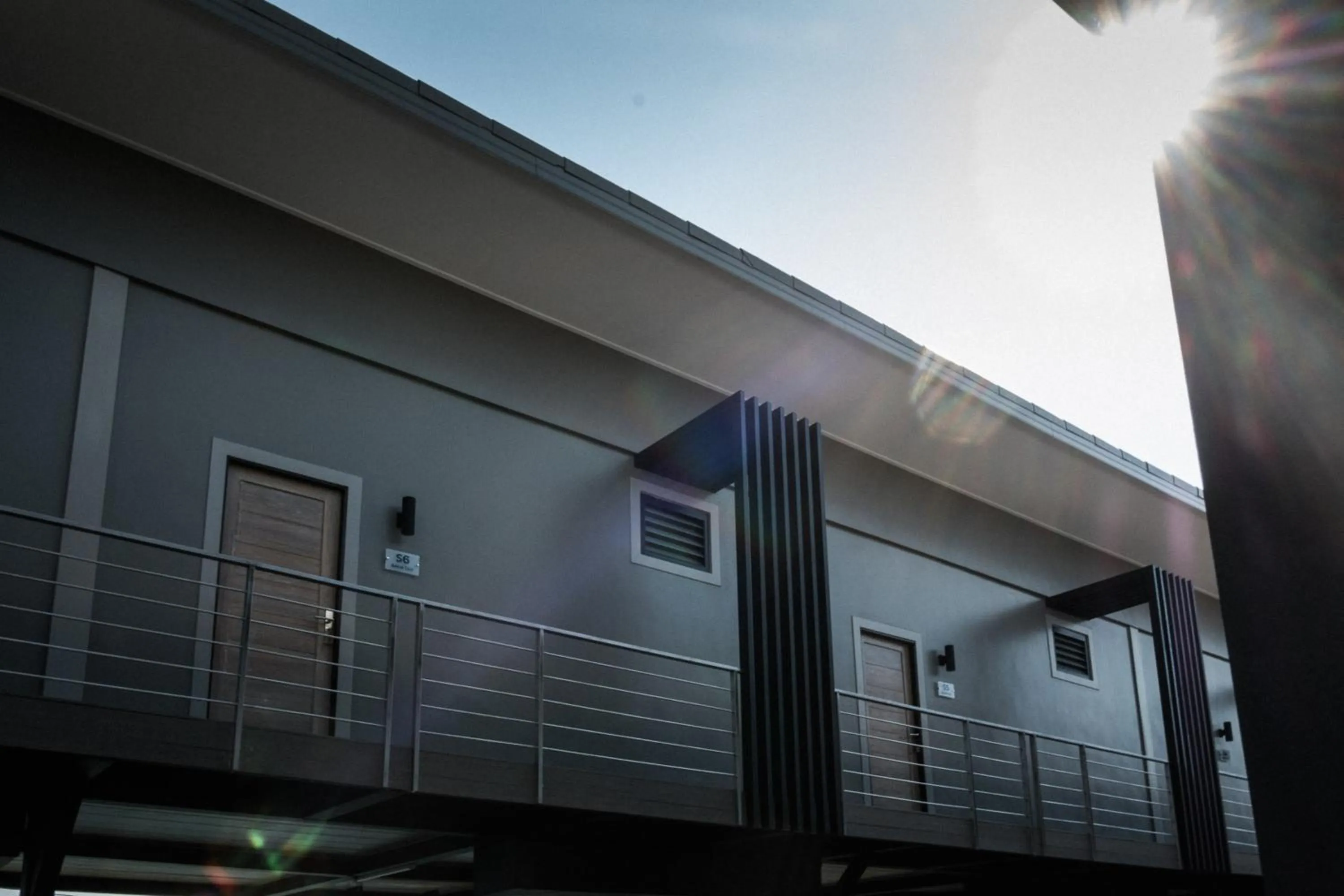 Facade/entrance in Baan Tah On The Sea