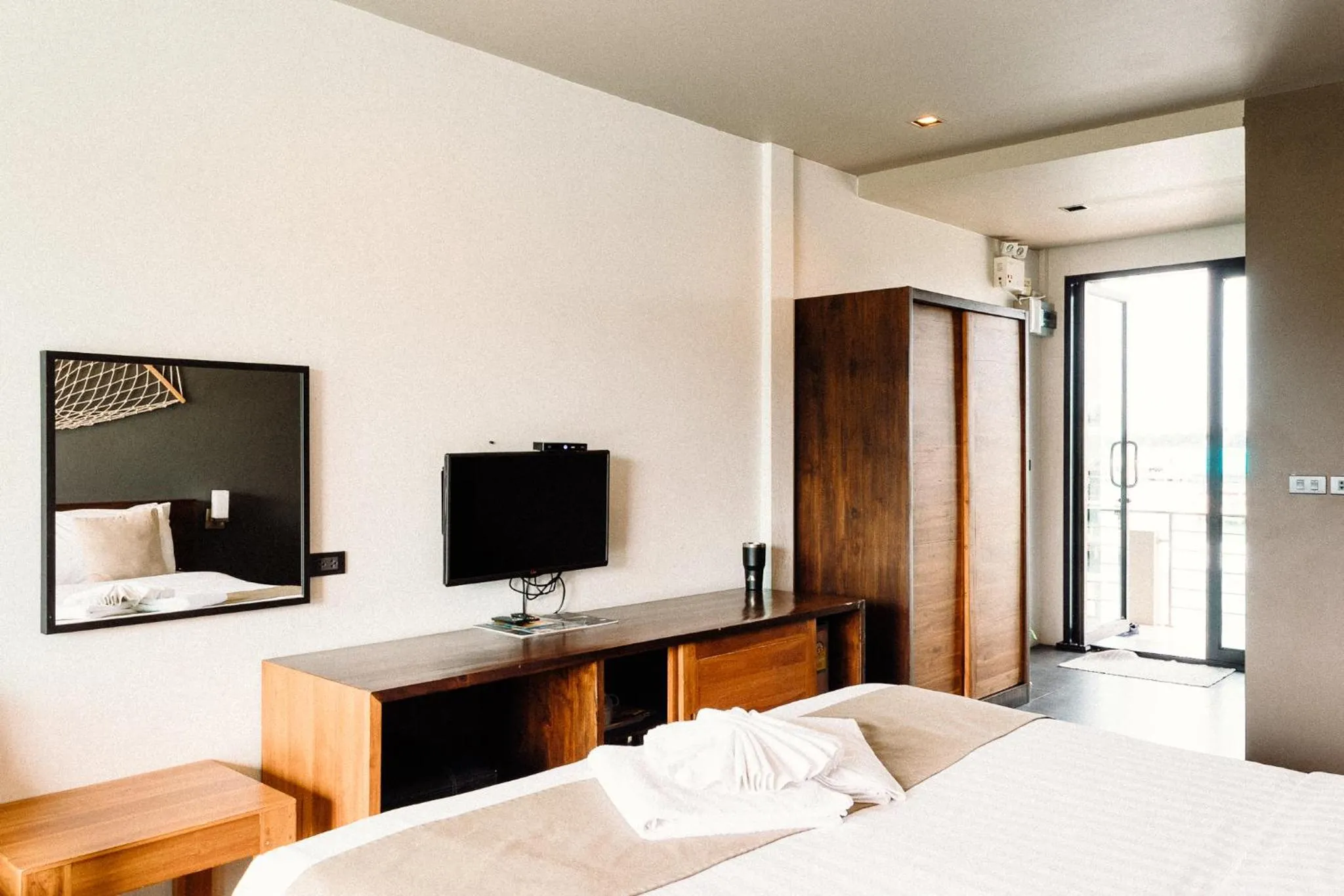 Bed in Baan Tah On The Sea