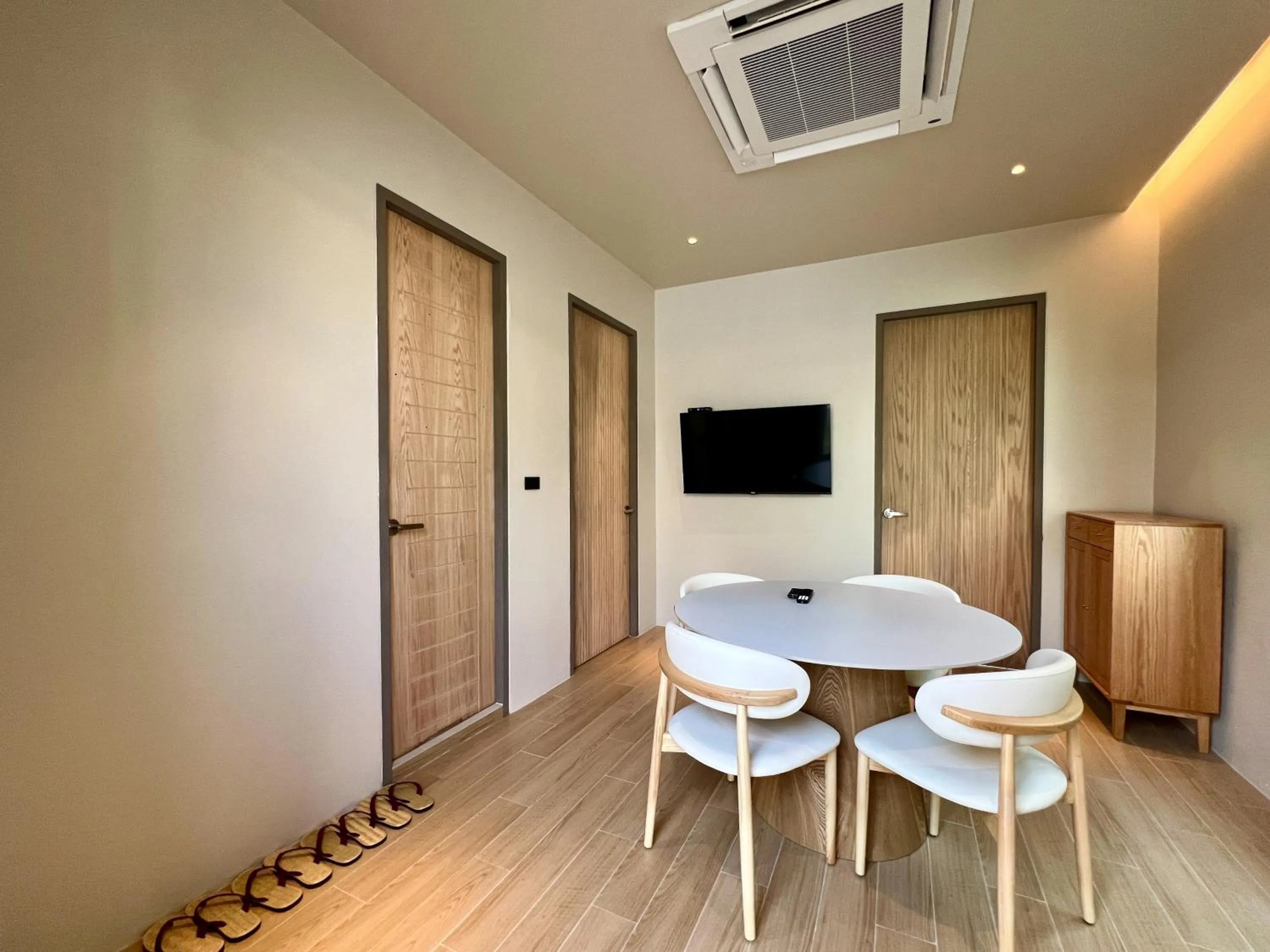 Living room in Baan Tah On The Sea