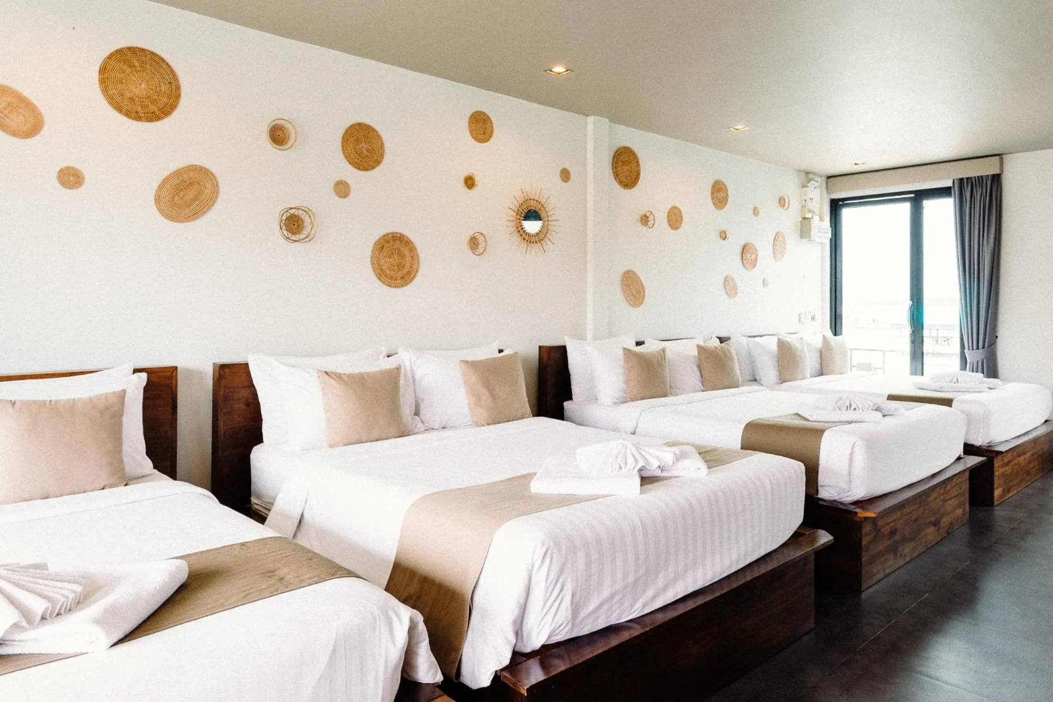 Bed in Baan Tah On The Sea