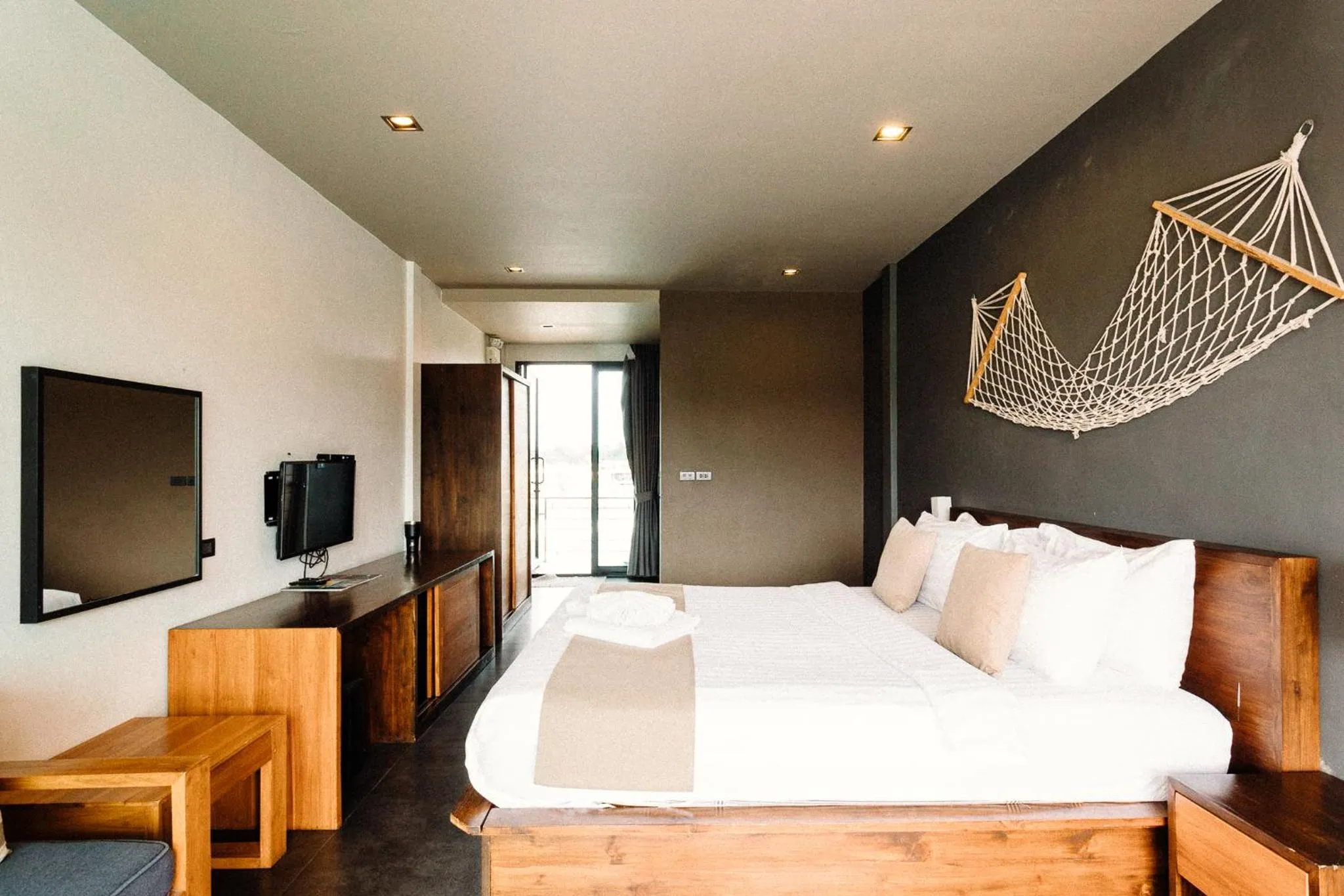 Bed in Baan Tah On The Sea