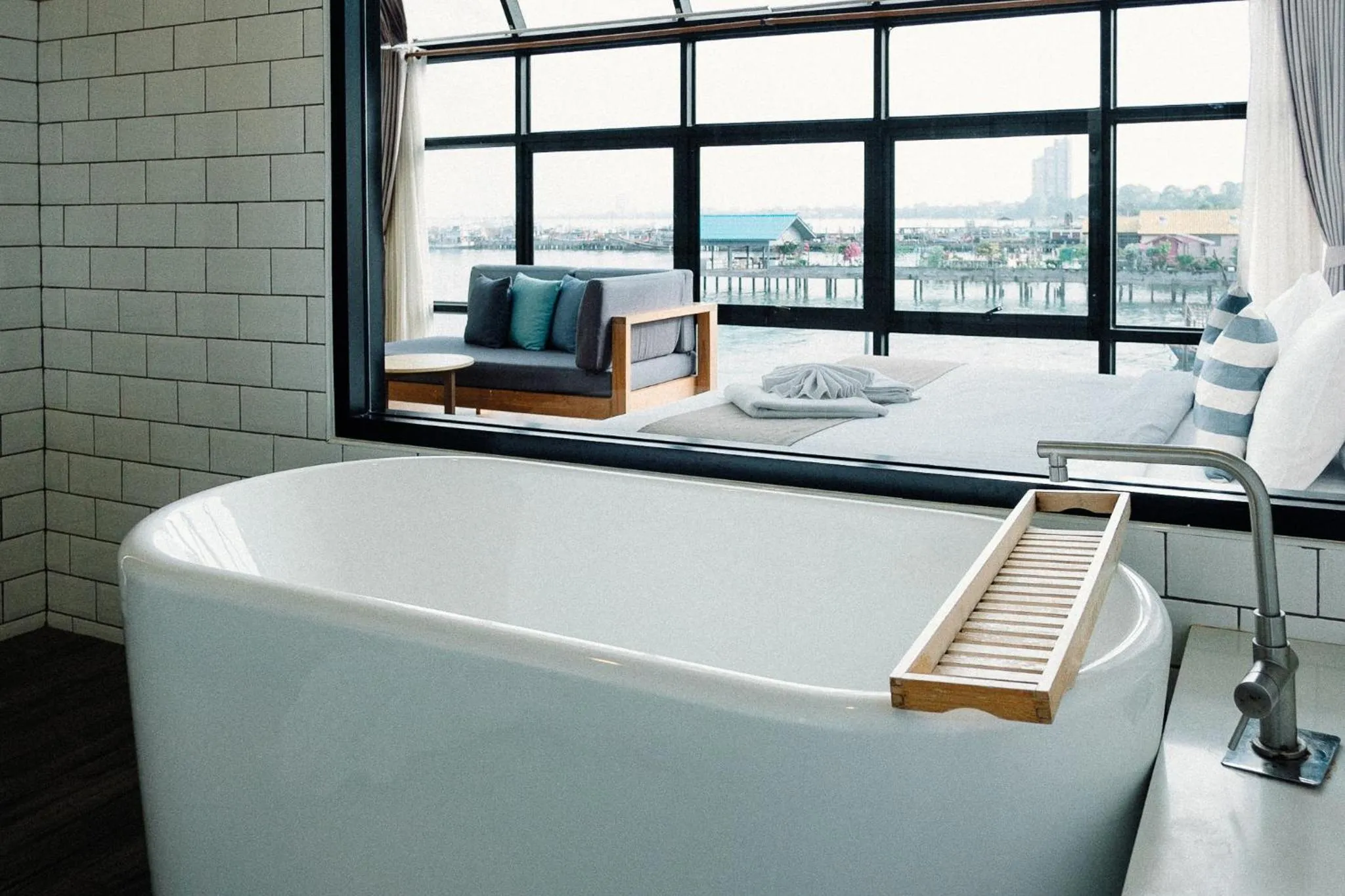 Bathroom in Baan Tah On The Sea