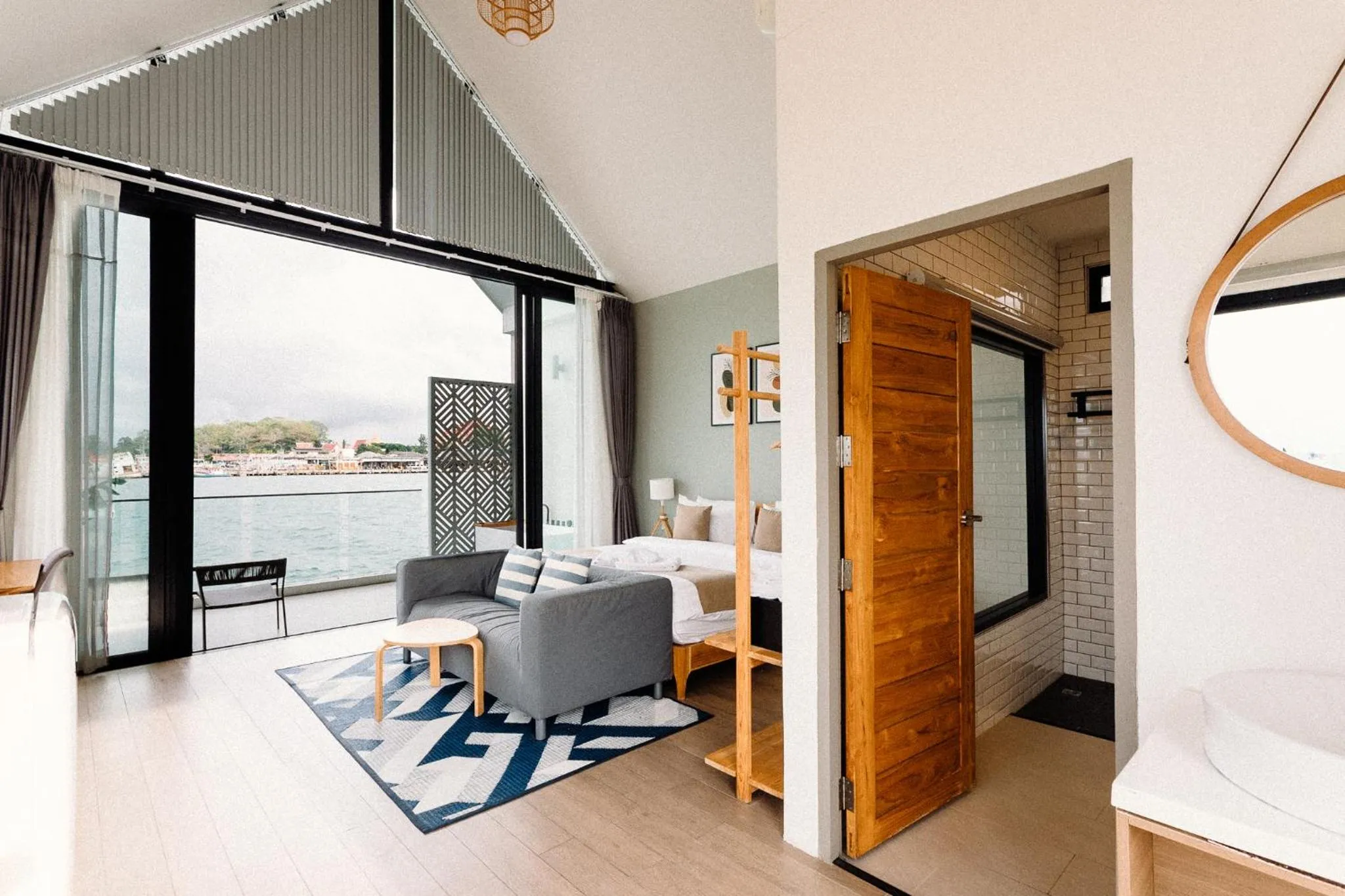 Bed in Baan Tah On The Sea