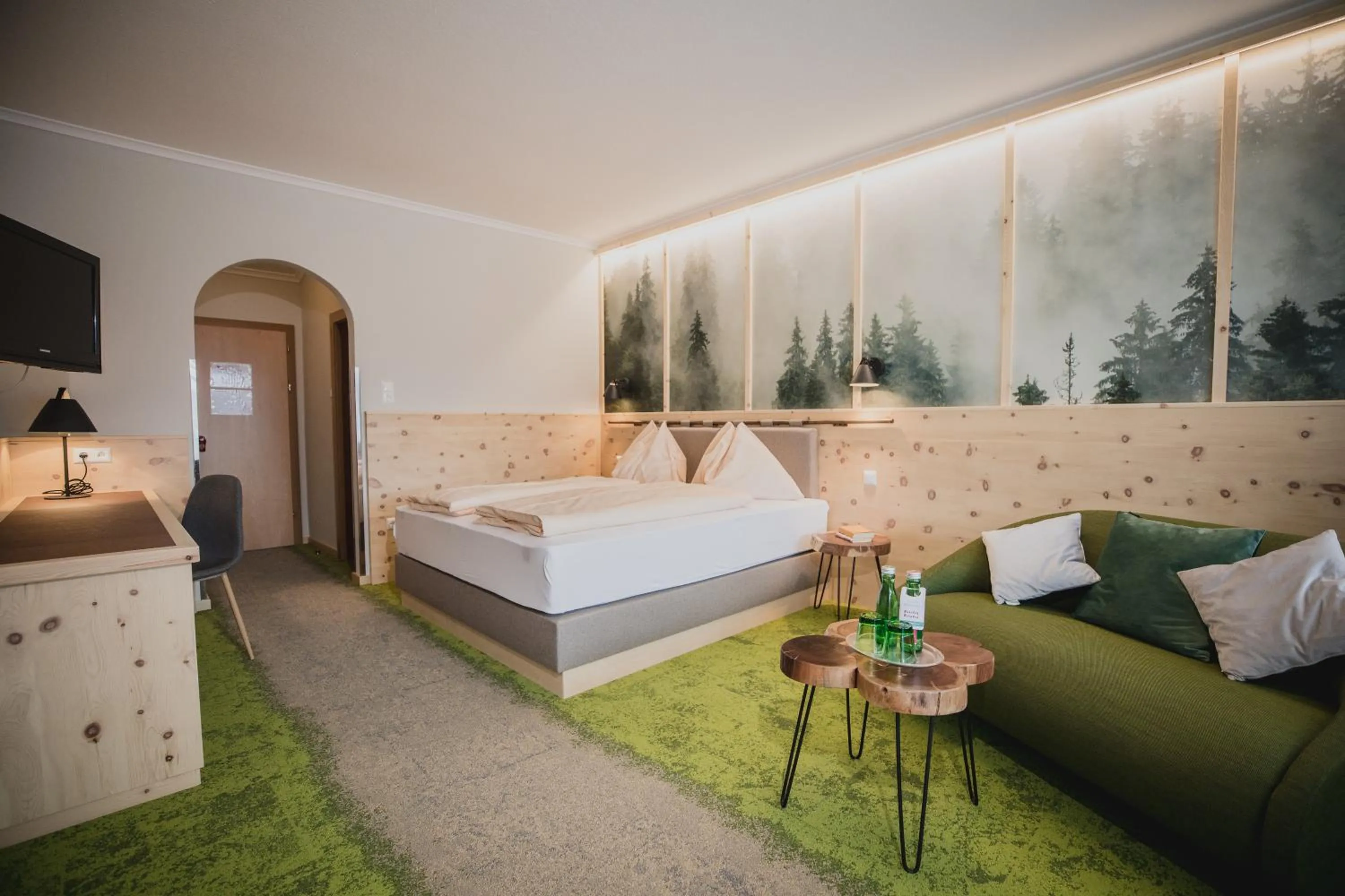Photo of the whole room, Bed in Gasthof Berghof