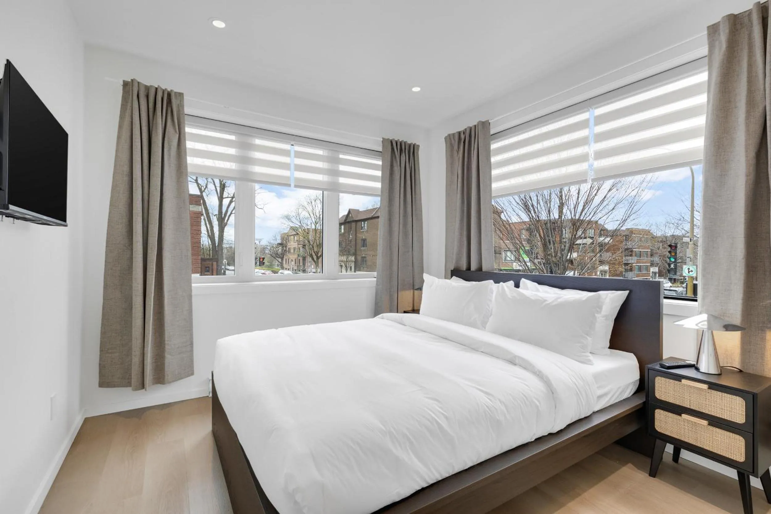 Two-Bedroom Apartment in Le Victoria Midtown Mtl