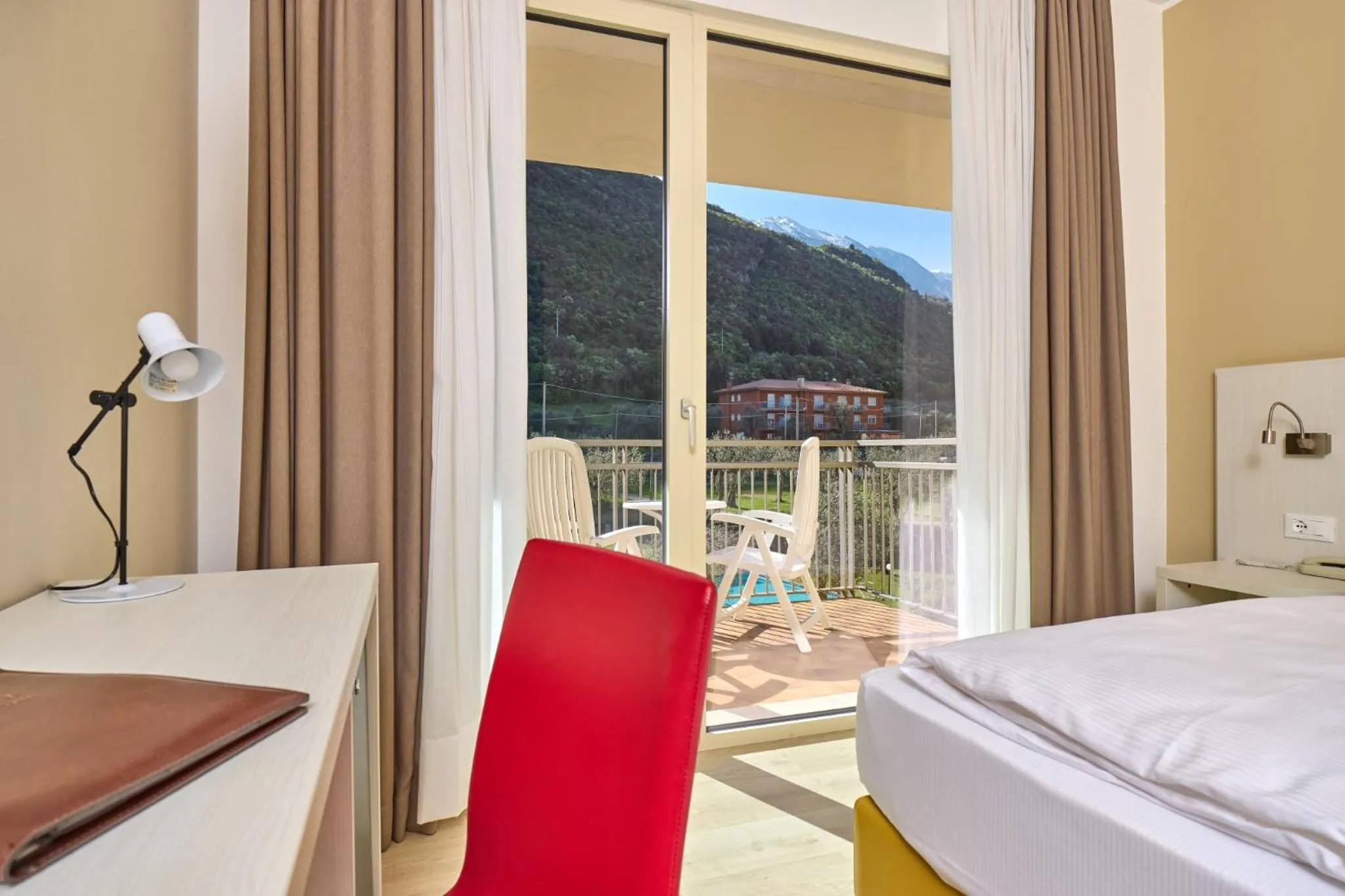 Bed in Hotel Astoria - 3stelle S