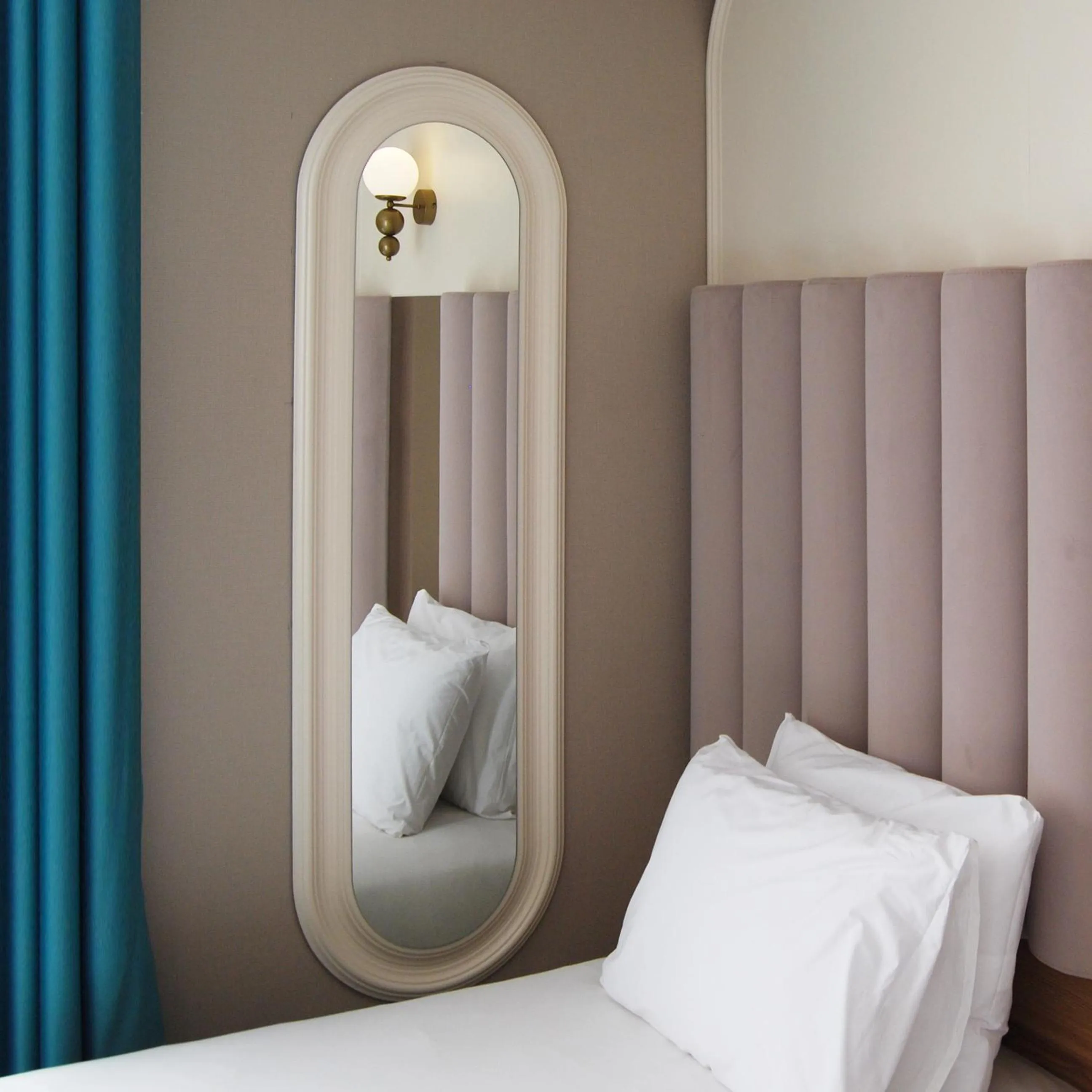 Bed in CONCEPT PERA Hotel