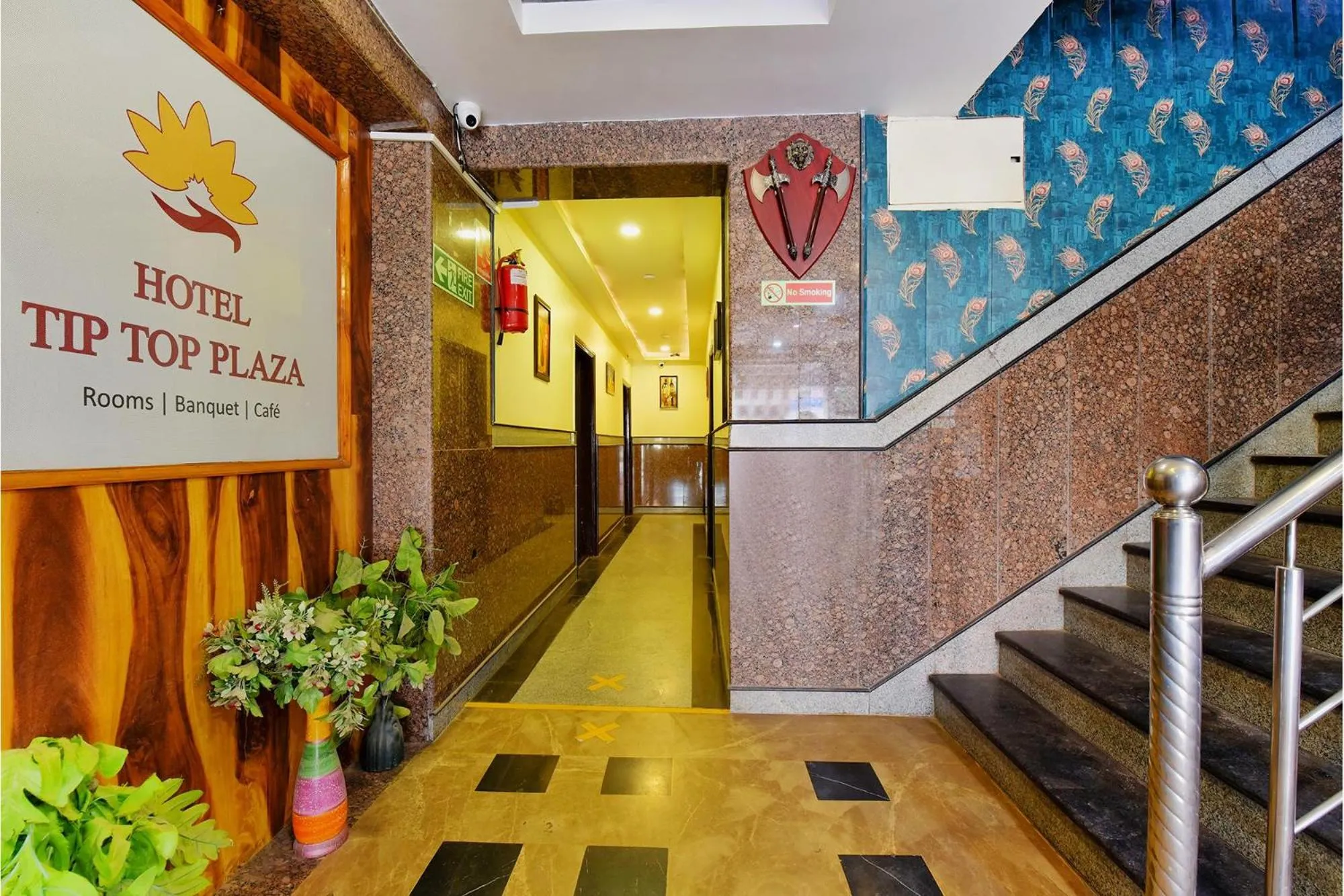 Lobby or reception in FabHotel Tip Top