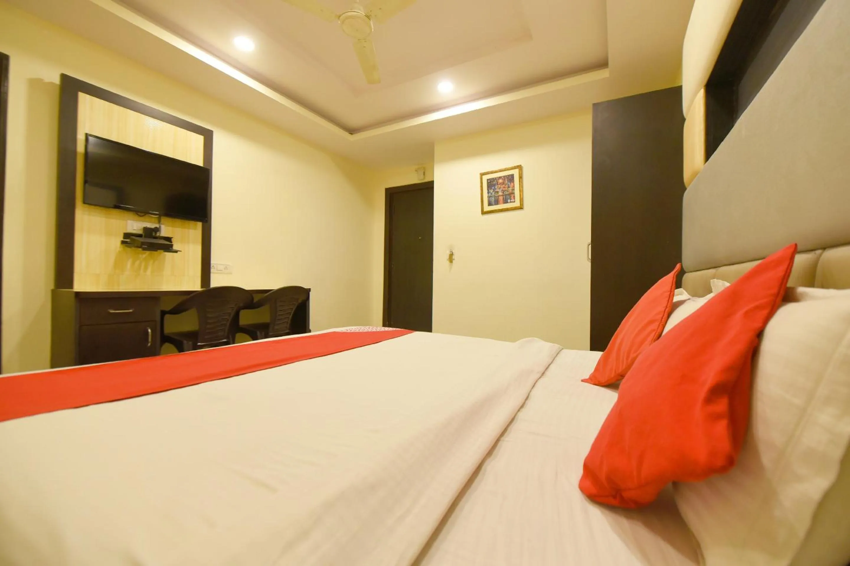 Bedroom, Bed in Collection O Tip Top