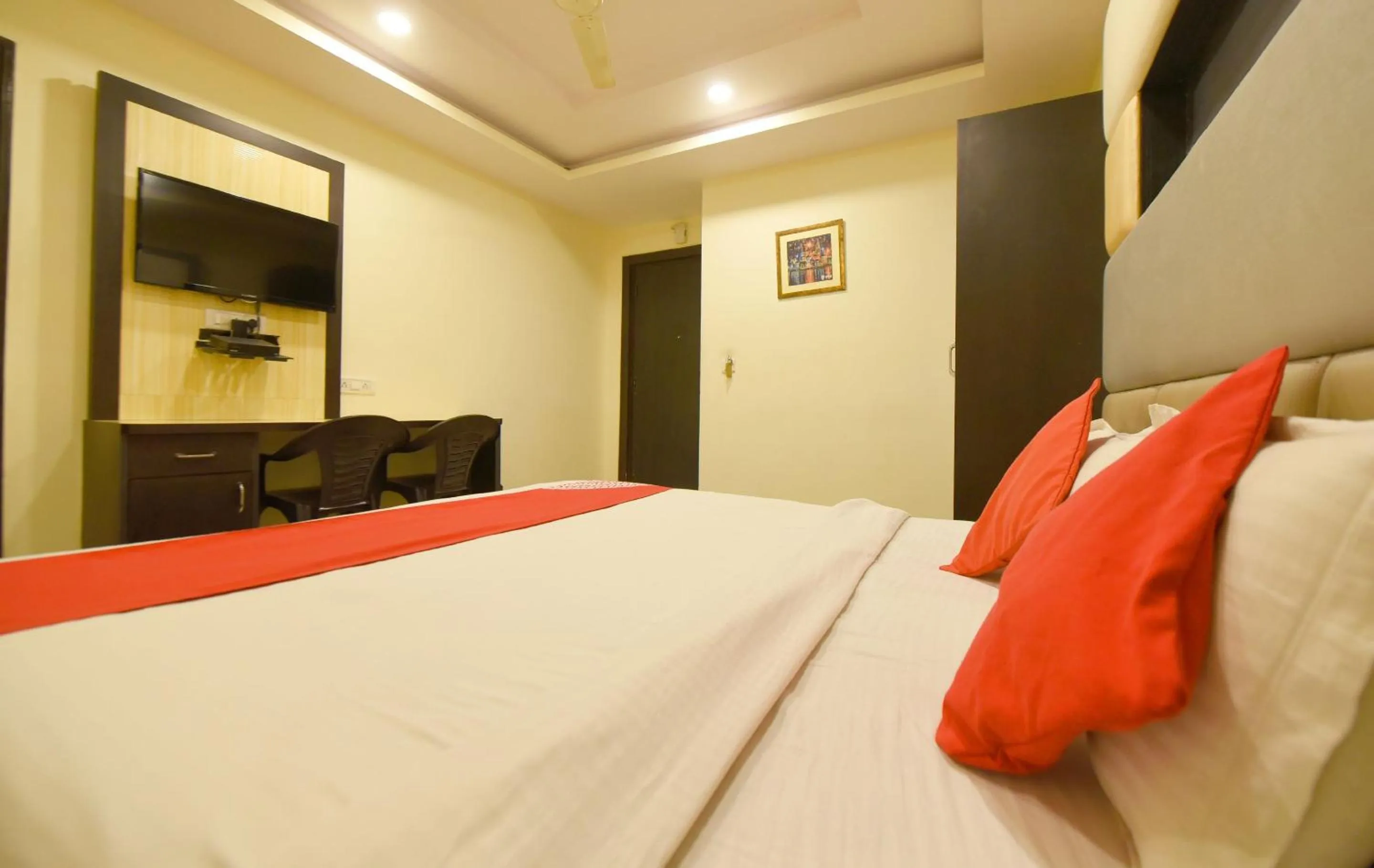 Bedroom, Bed in Collection O Tip Top