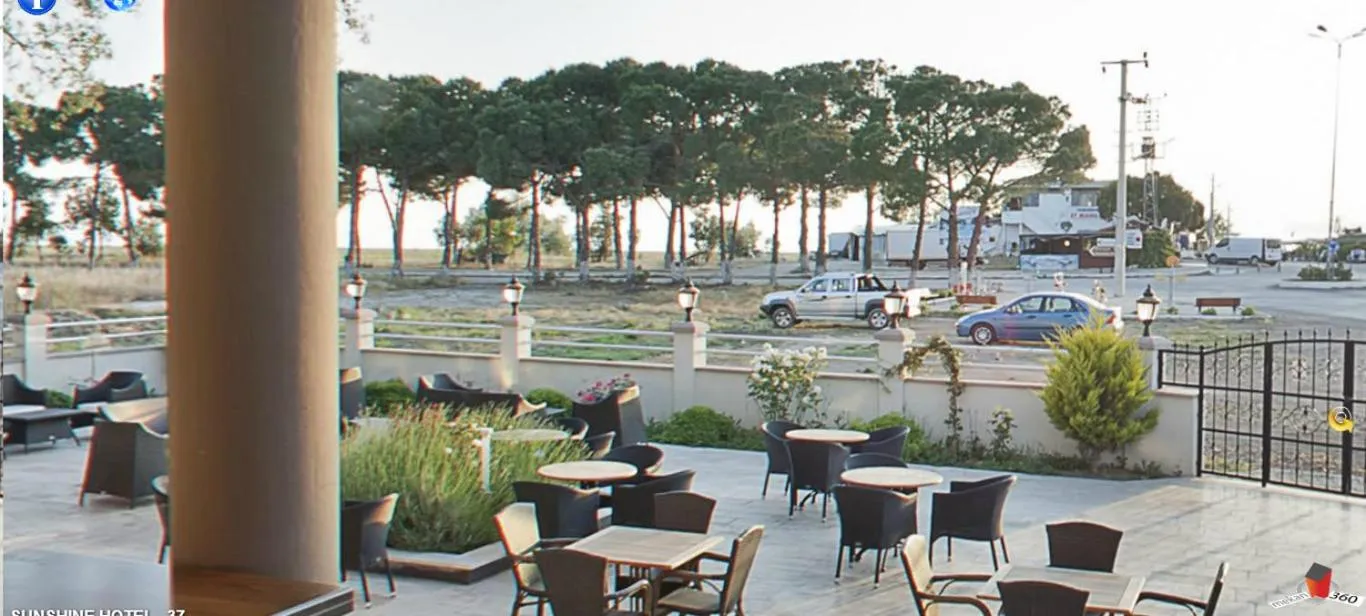 Patio in Geyi̇kli̇ Sunshi̇ne Hotel