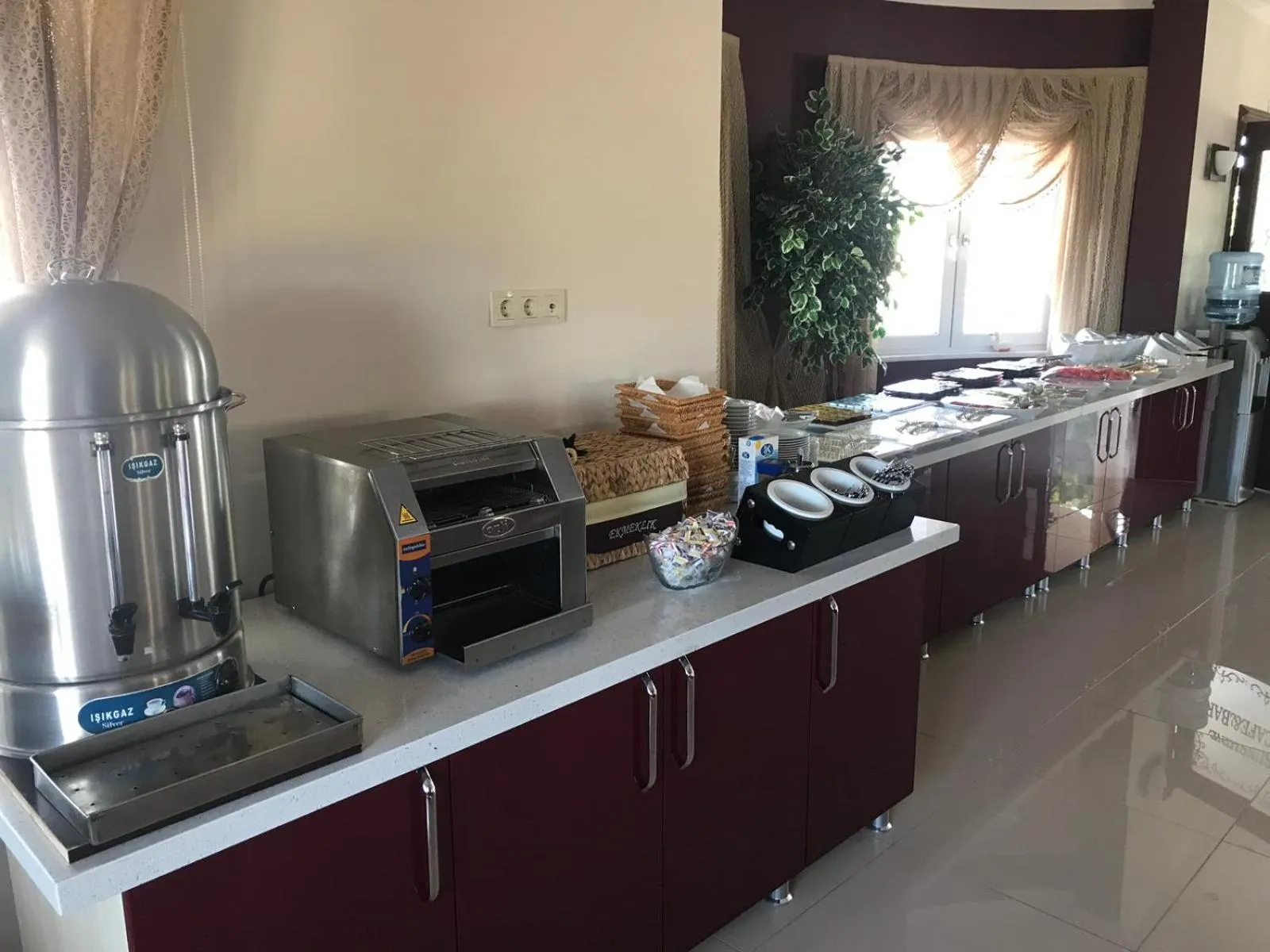 Geyi̇kli̇ Sunshi̇ne Hotel