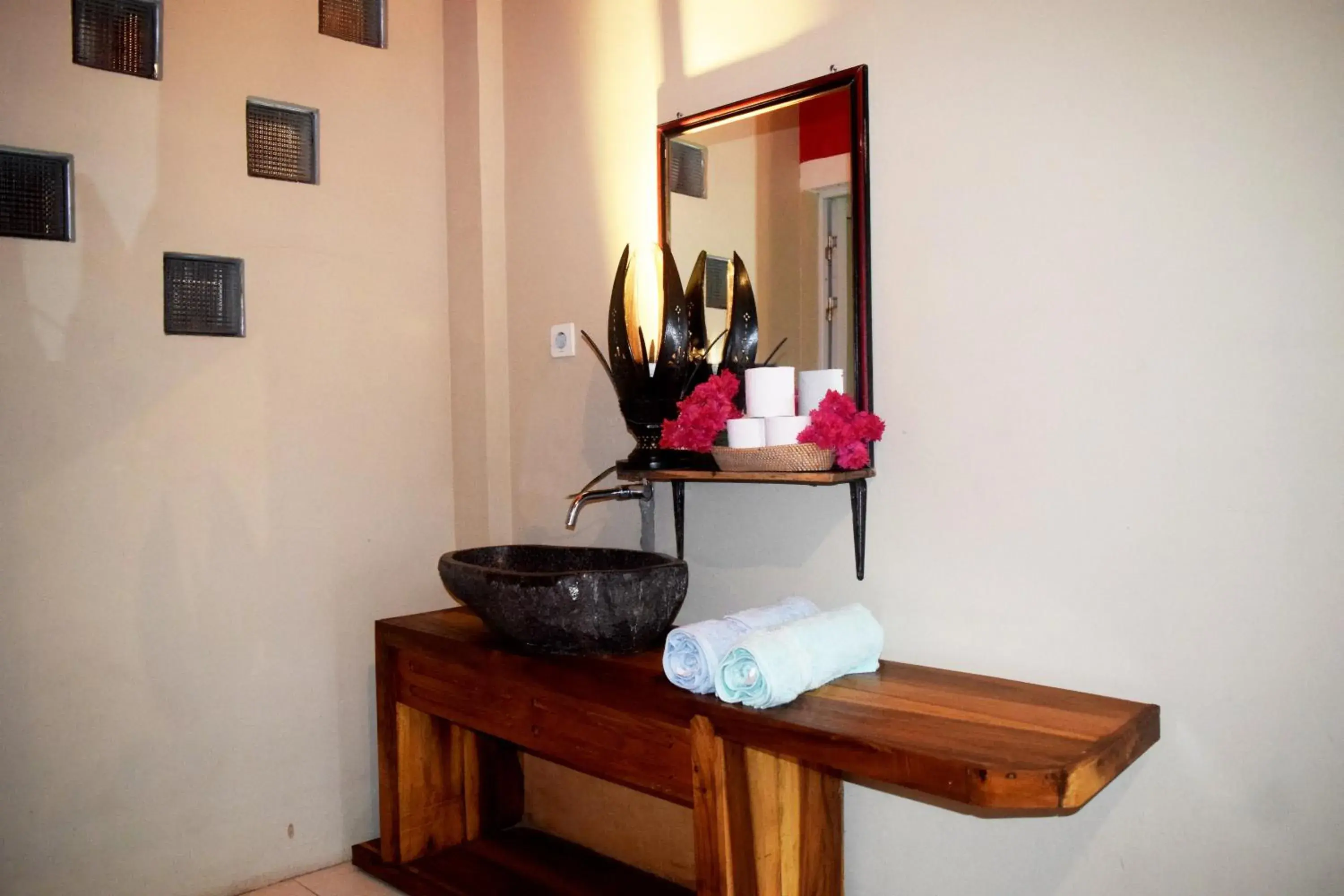 Single Bed in Female Dormitory Room in Panda Cottage Single Bed in Female Dormitory Room in Panda Cottage