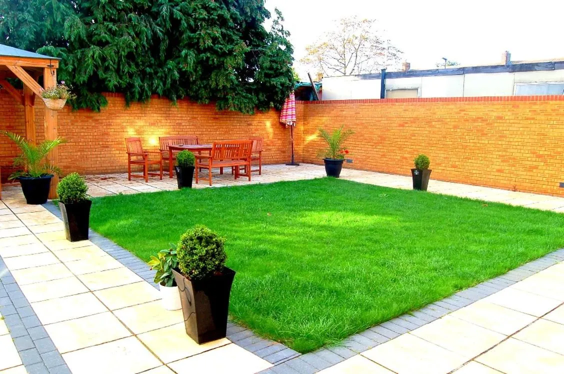 Property building in Heathrow Travellers Hub