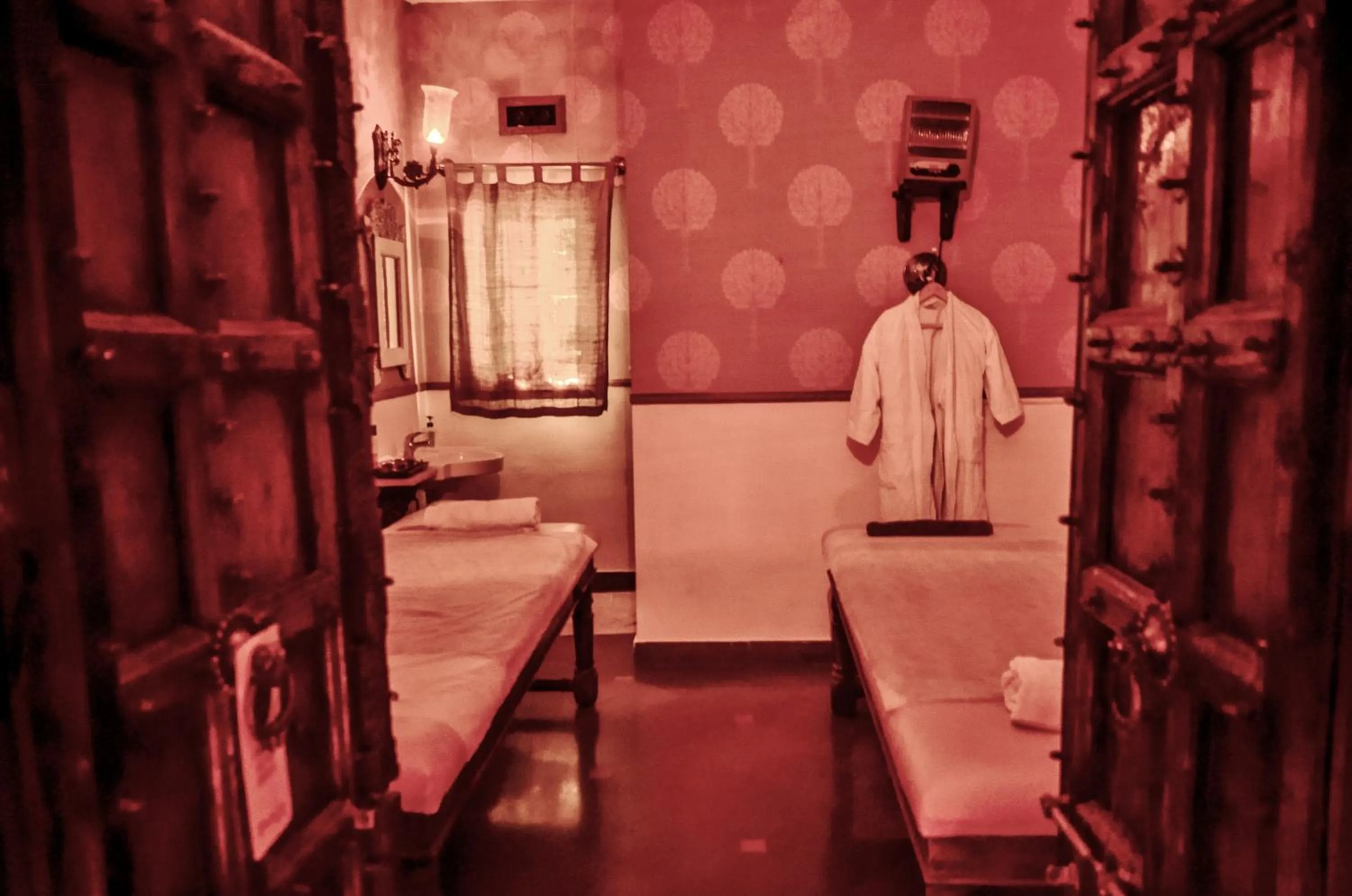 Spa and wellness centre/facilities, Bed in The Royal Retreat Resort & Spa