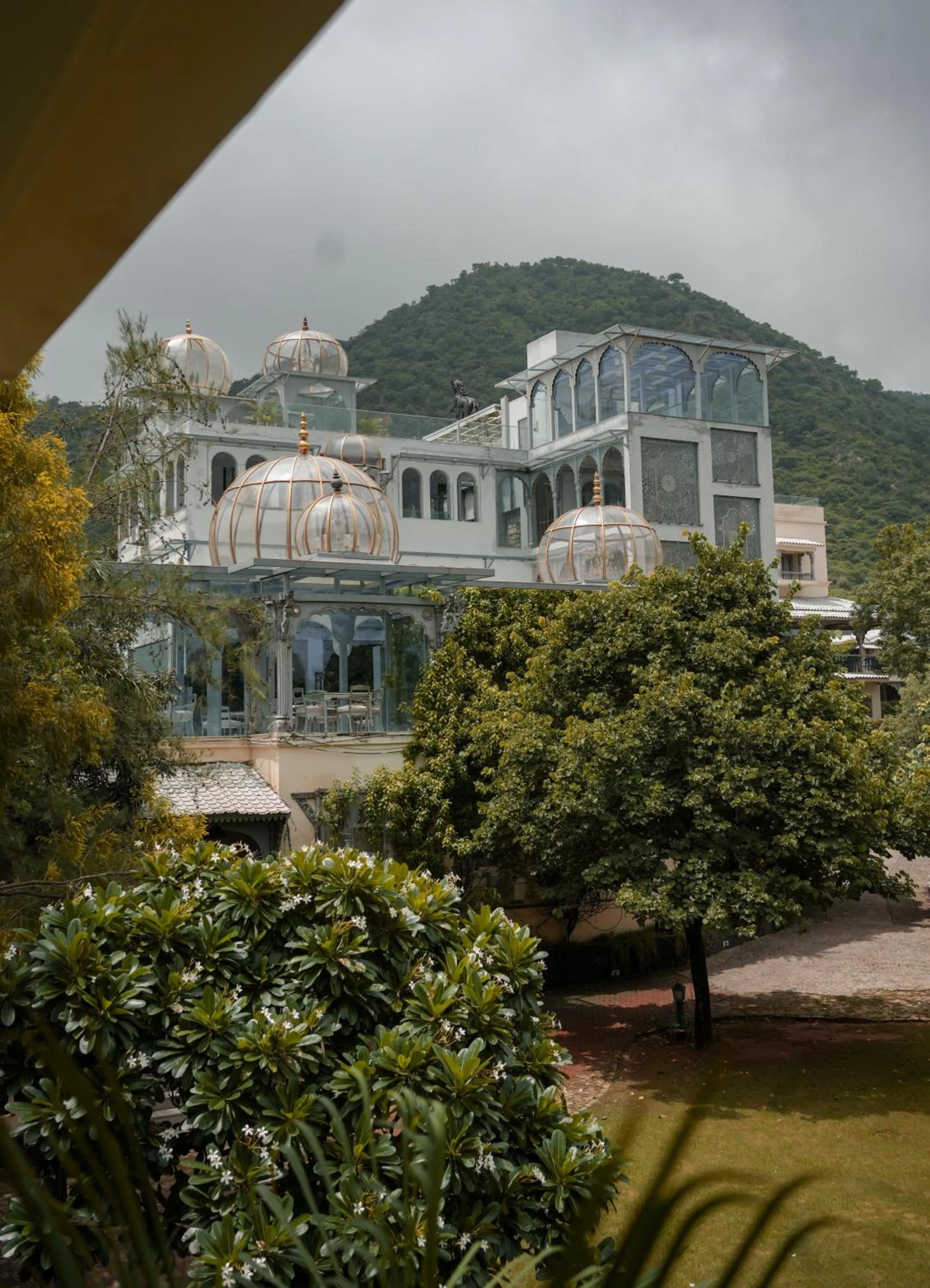 Restaurant/places to eat in The Royal Retreat Resort & Spa