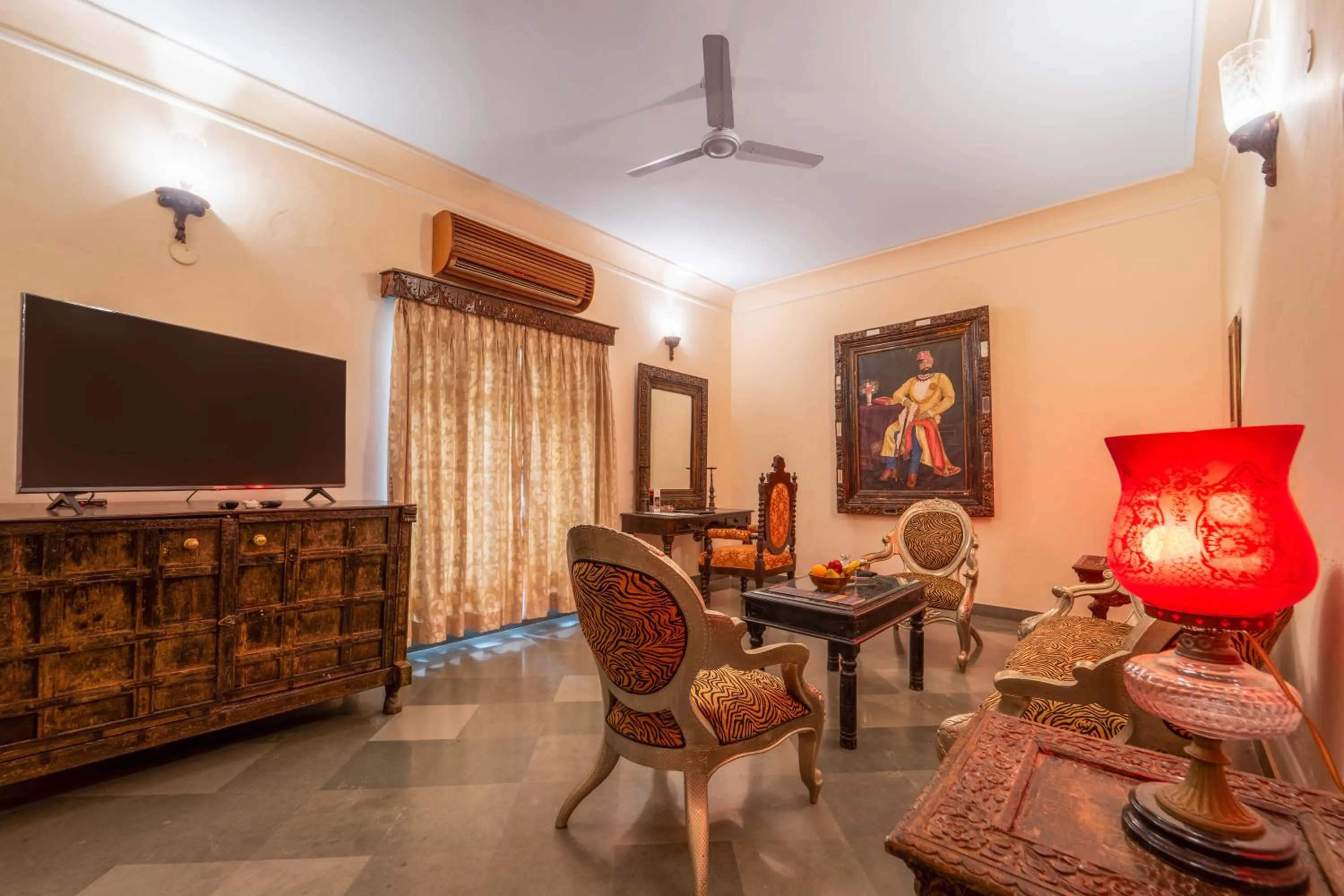 Living room in The Royal Retreat Resort & Spa