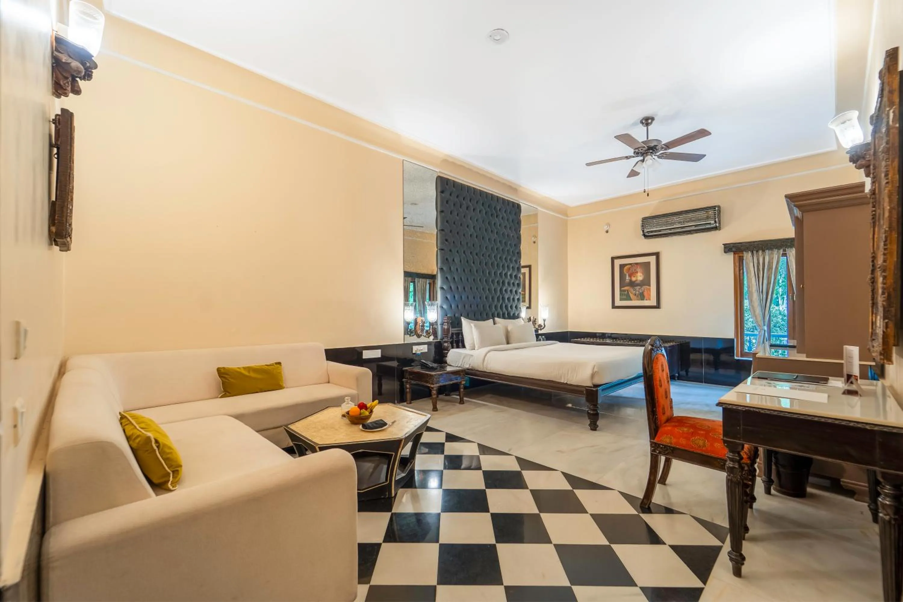 Bedroom, Bed in The Royal Retreat Resort & Spa