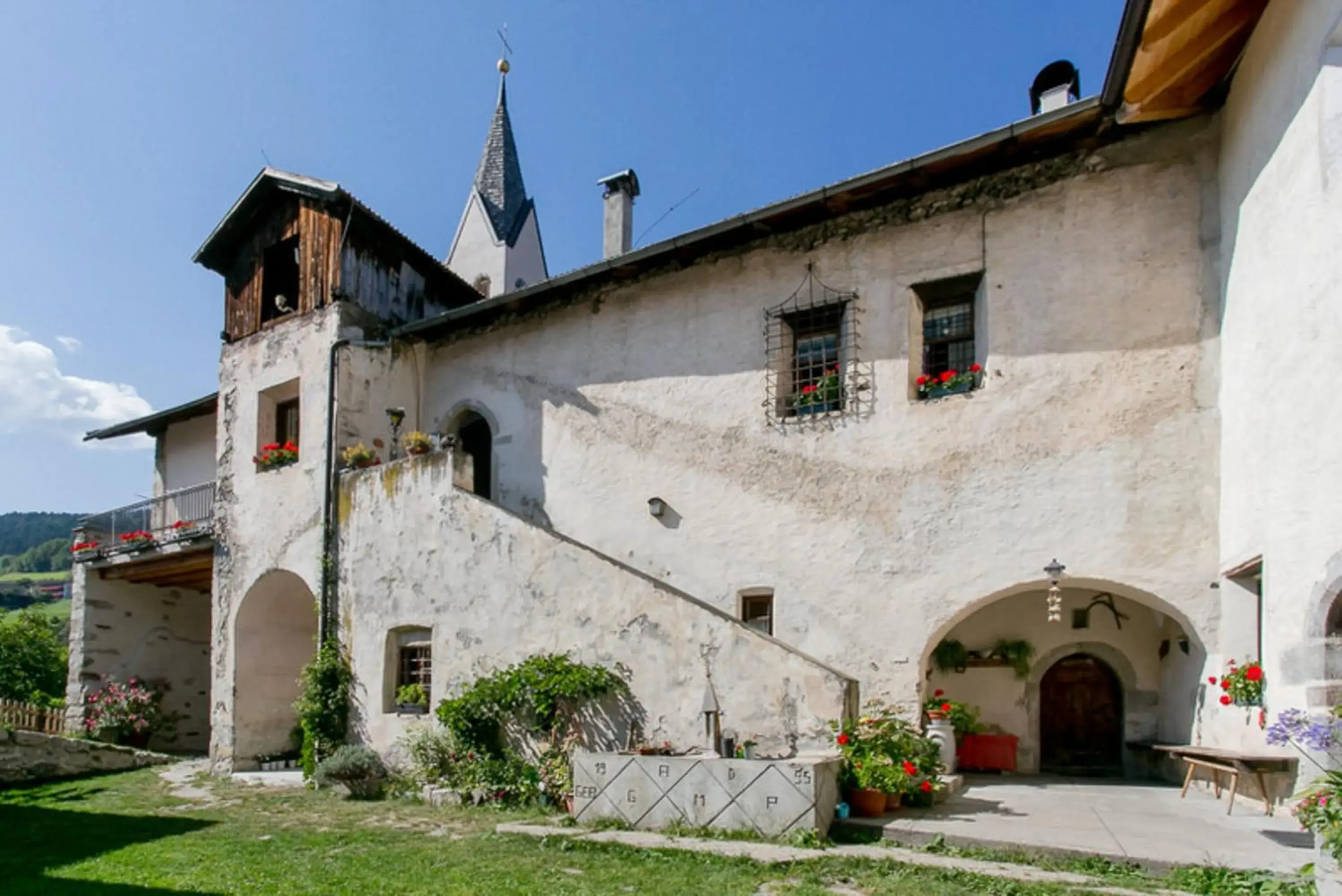 Schloss Gravetsch Schloss Gravetsch