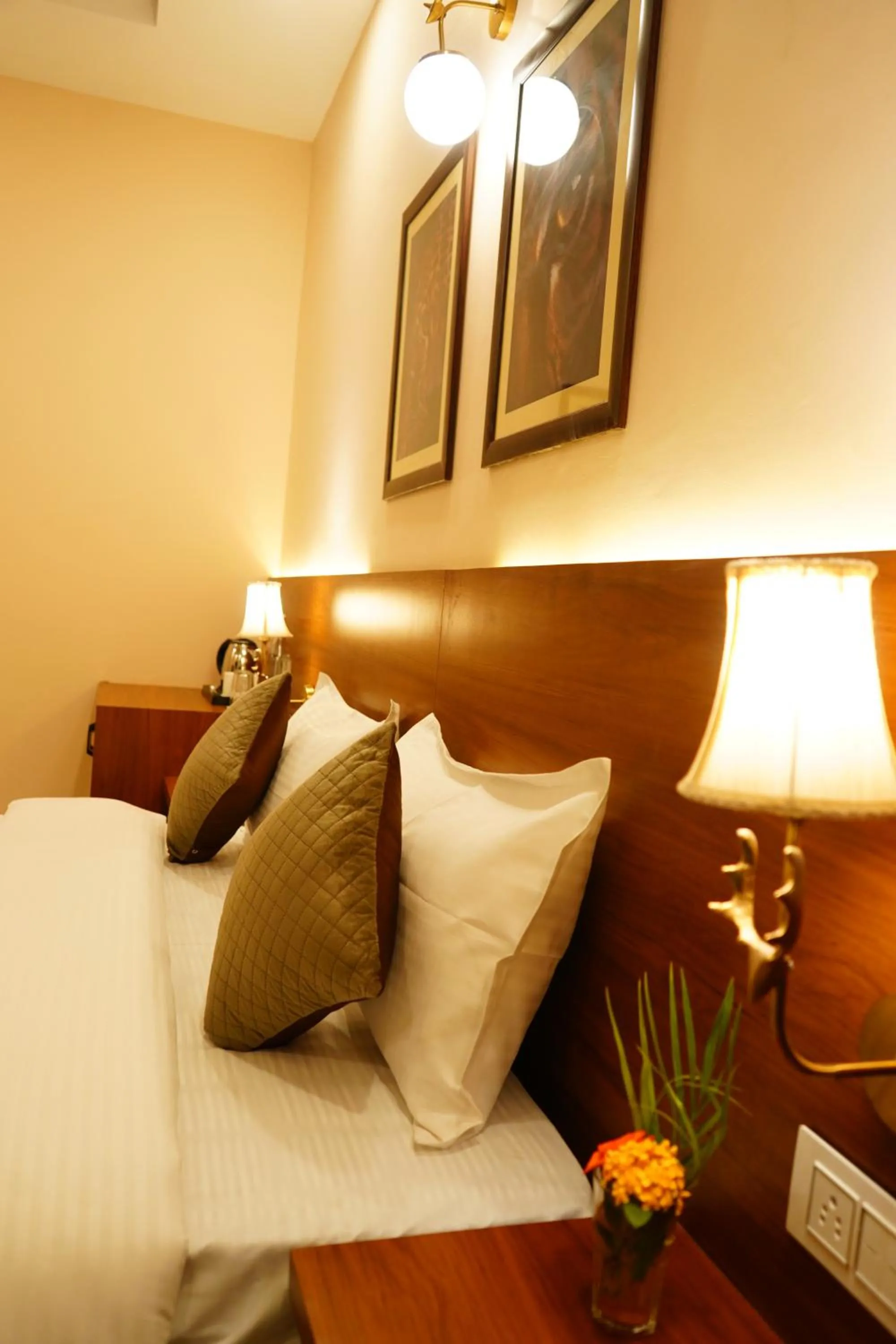 Bed in Sundervan Vilas Ranthambore