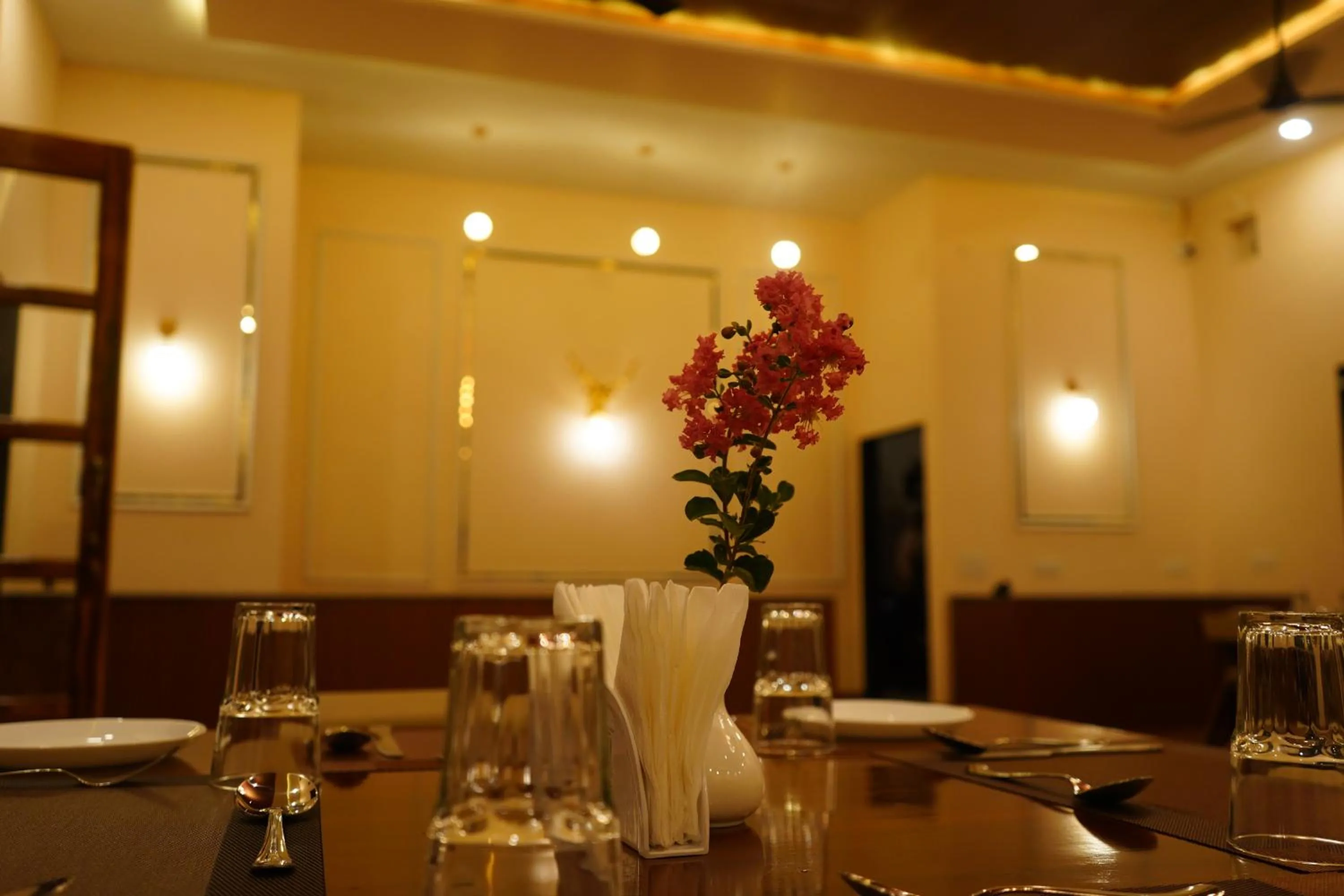 Food and drinks in Sundervan Vilas Ranthambore