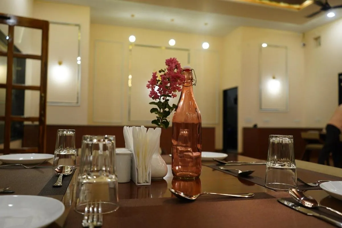 Restaurant/places to eat in Sundervan Vilas Ranthambore