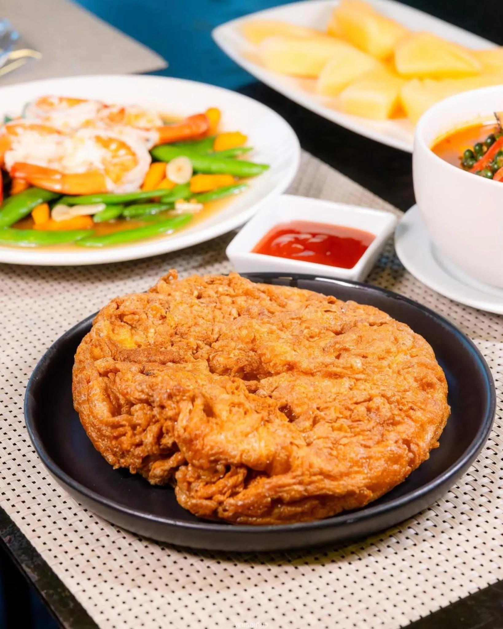 Restaurant/places to eat in Sanctuary Kanchanaburi