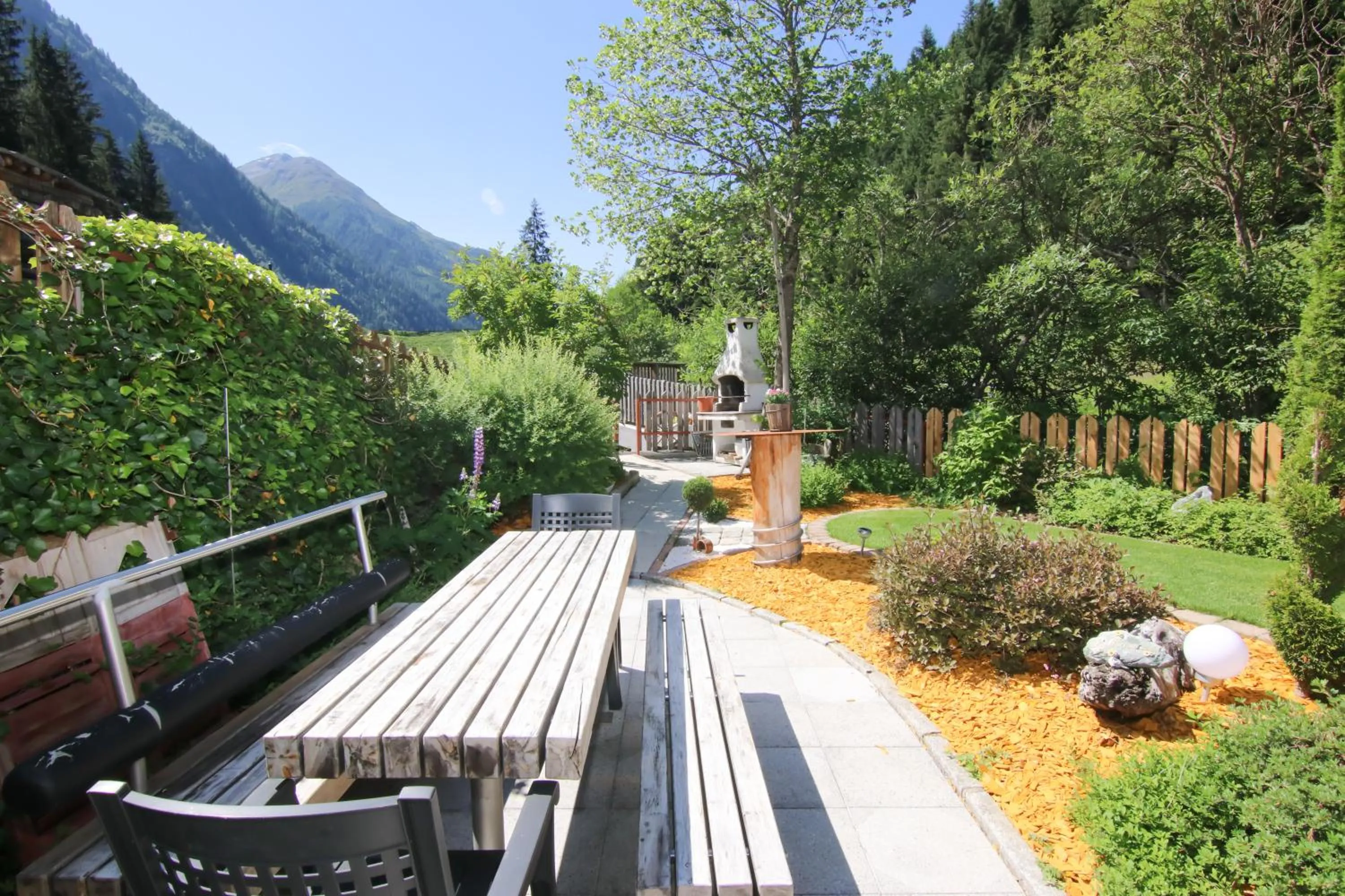 Garden in AlpinDesign Kaunertal