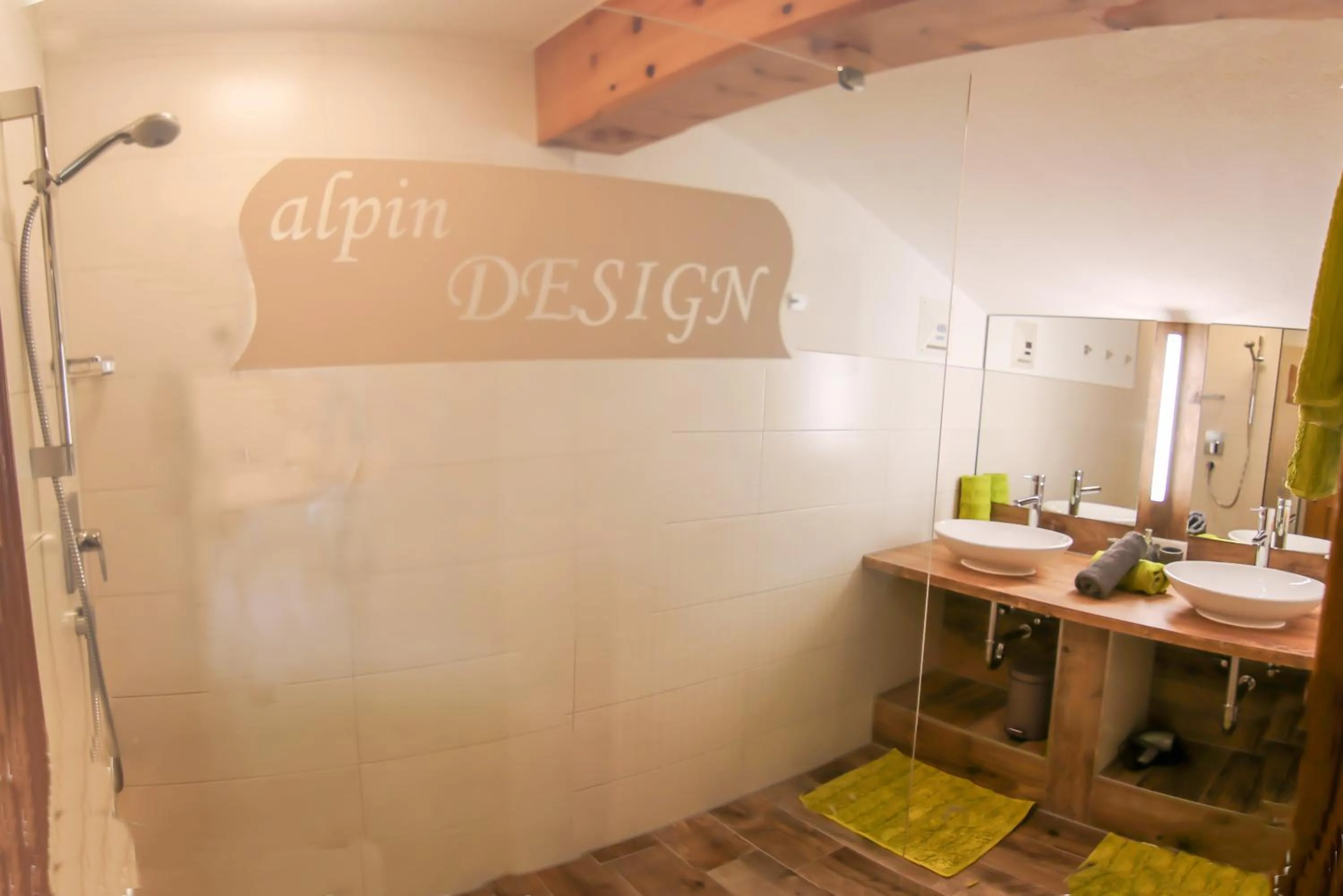 Shower in AlpinDesign Kaunertal