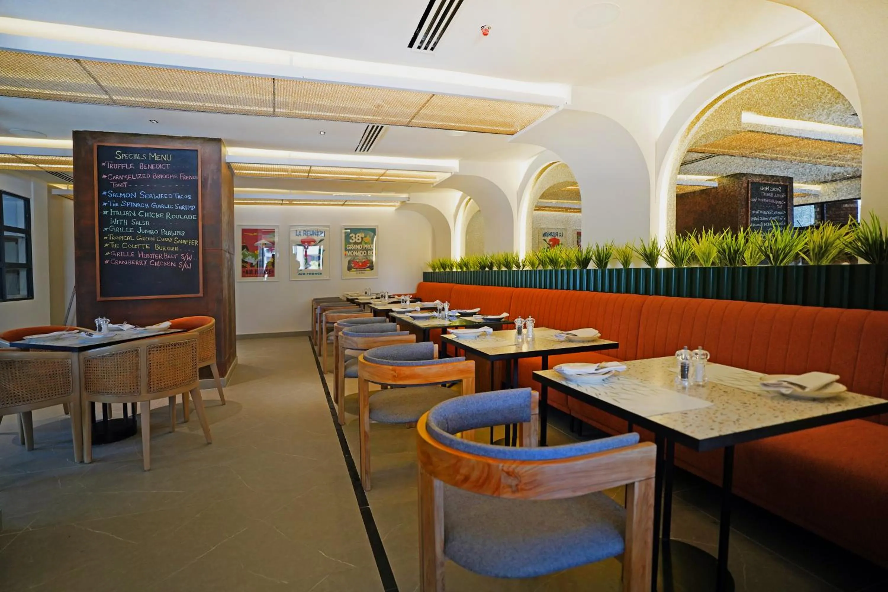 Restaurant/places to eat in Ambiance Boutique Art Hotel Islamabad