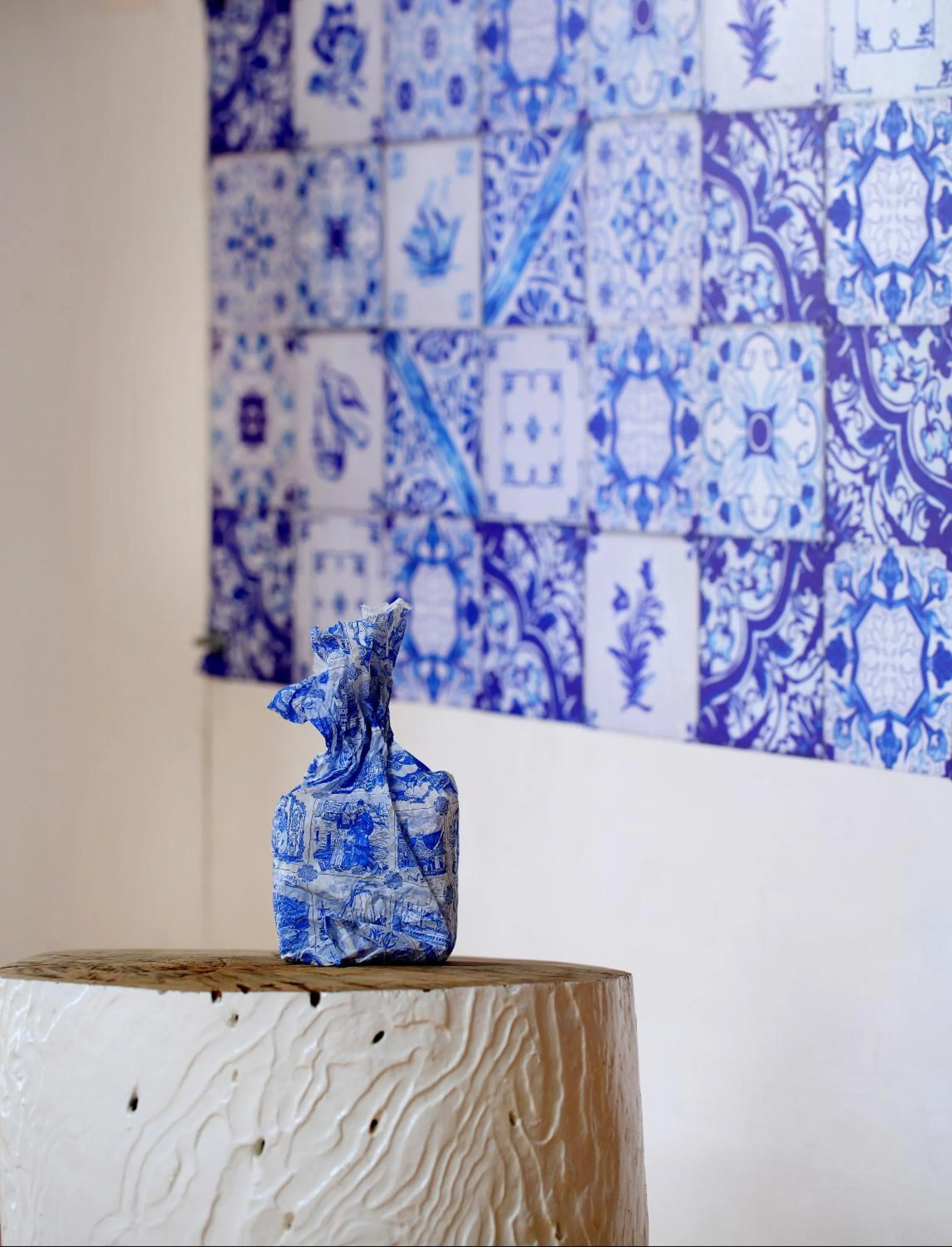 Bedroom in InAweStays Holiday Homes