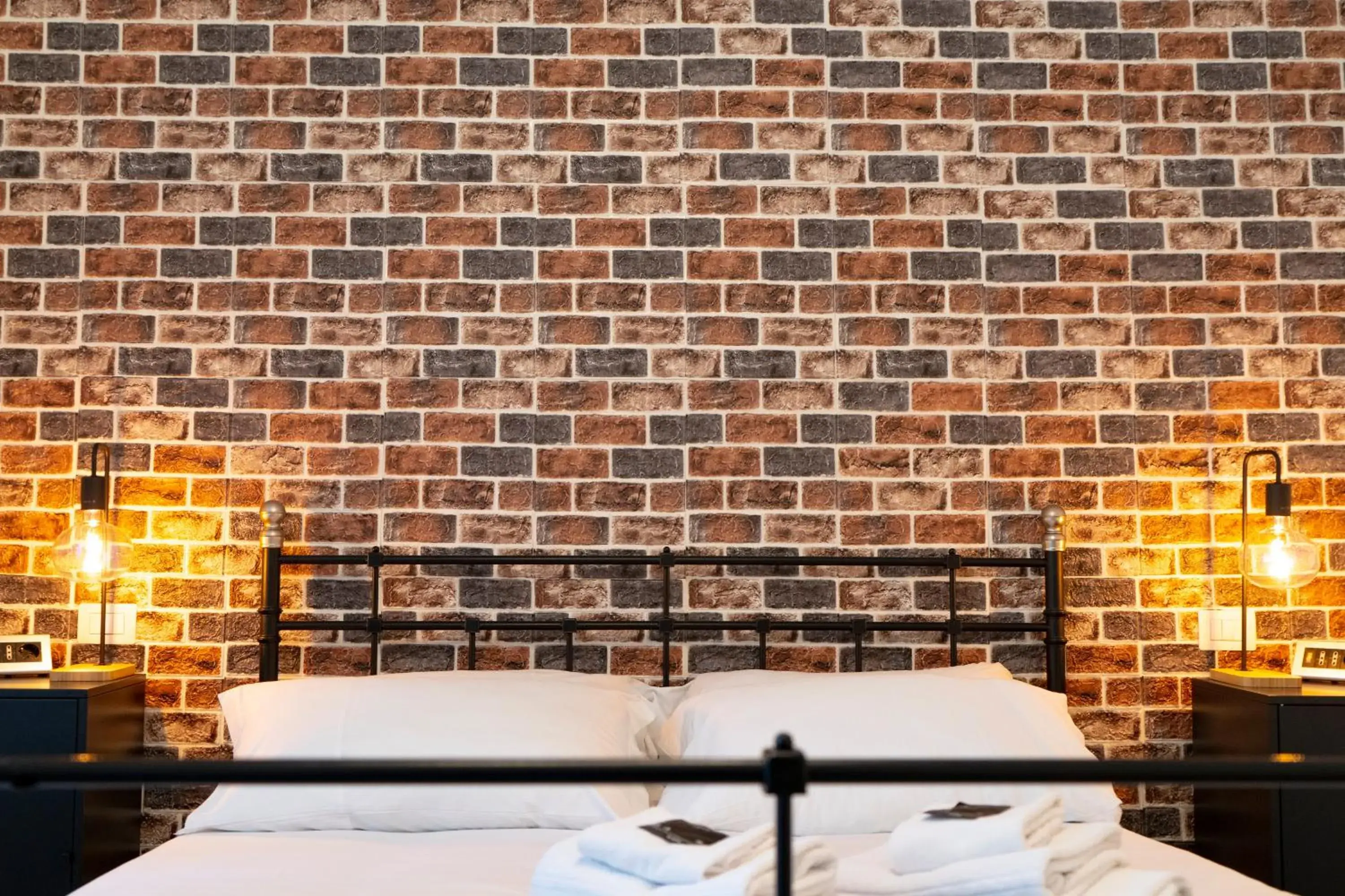 Double Room with Private External Bathroom - single occupancy in Salotto Piramide Double Room with Private External Bathroom - single occupancy in Salotto Piramide