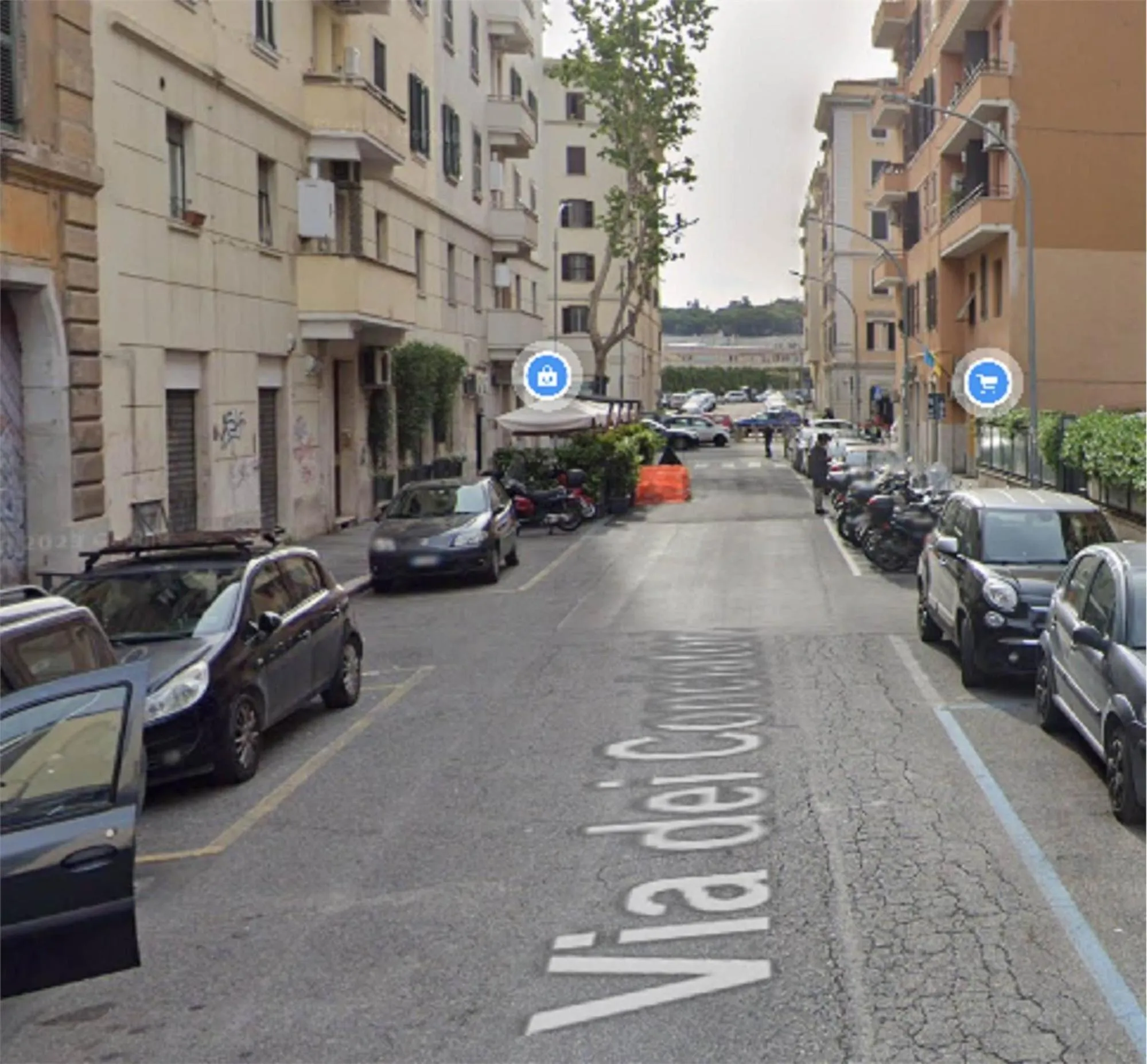 Property building in Salotto Piramide