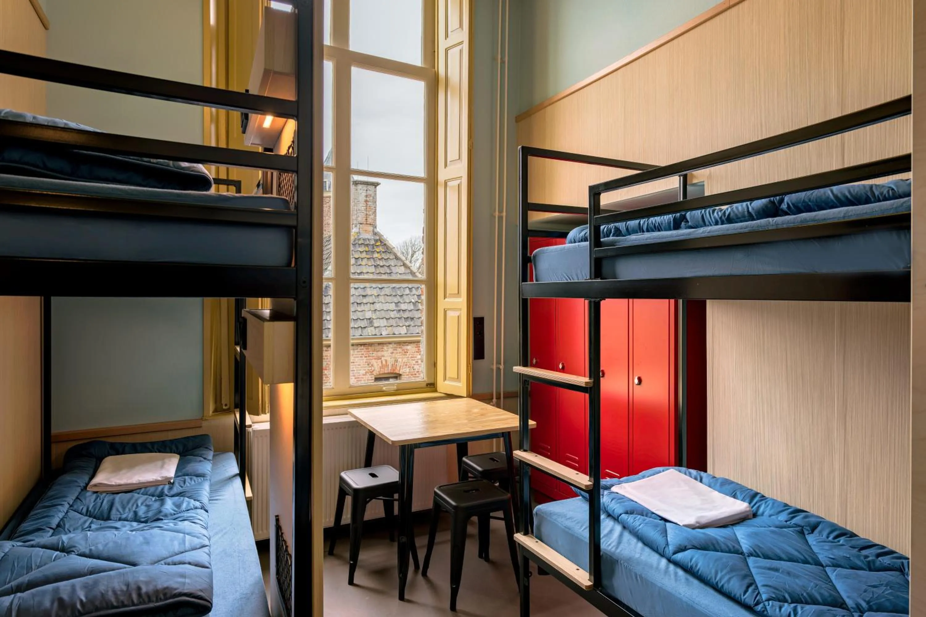 Bedroom, Bed in Stayokay Hostel Domburg