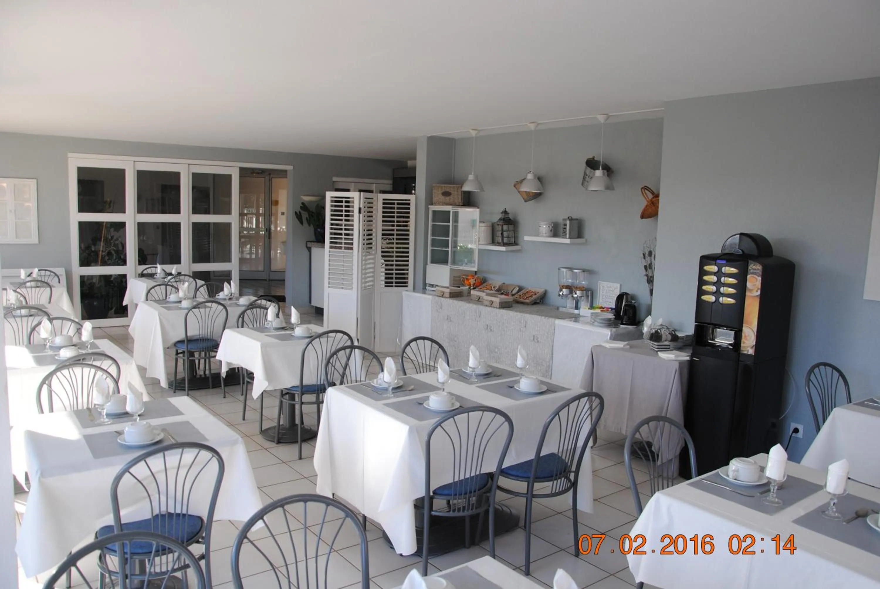 Buffet breakfast in Hotel Albizzia