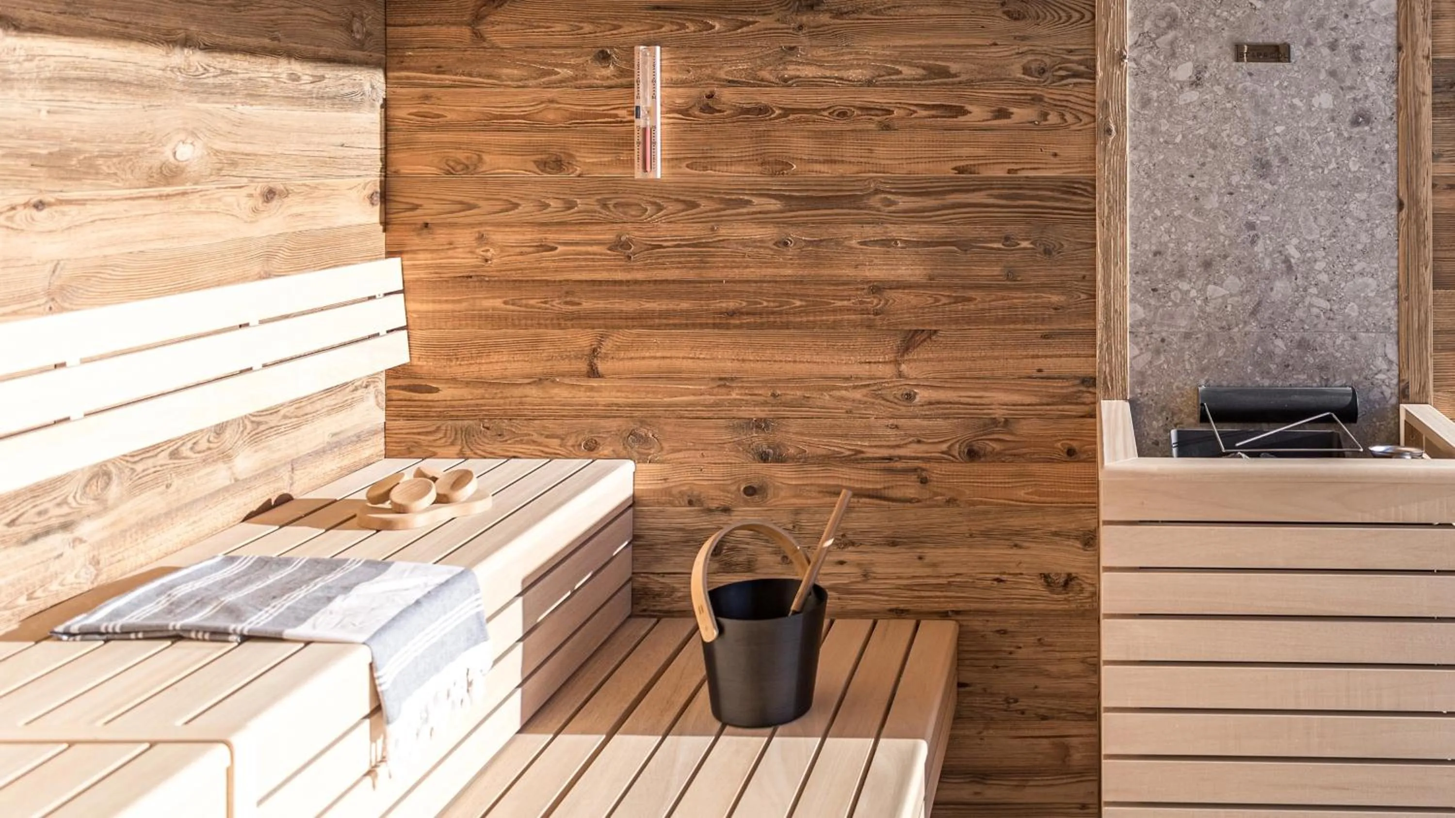 Sauna in Brunelle Seiser Alm Lodge